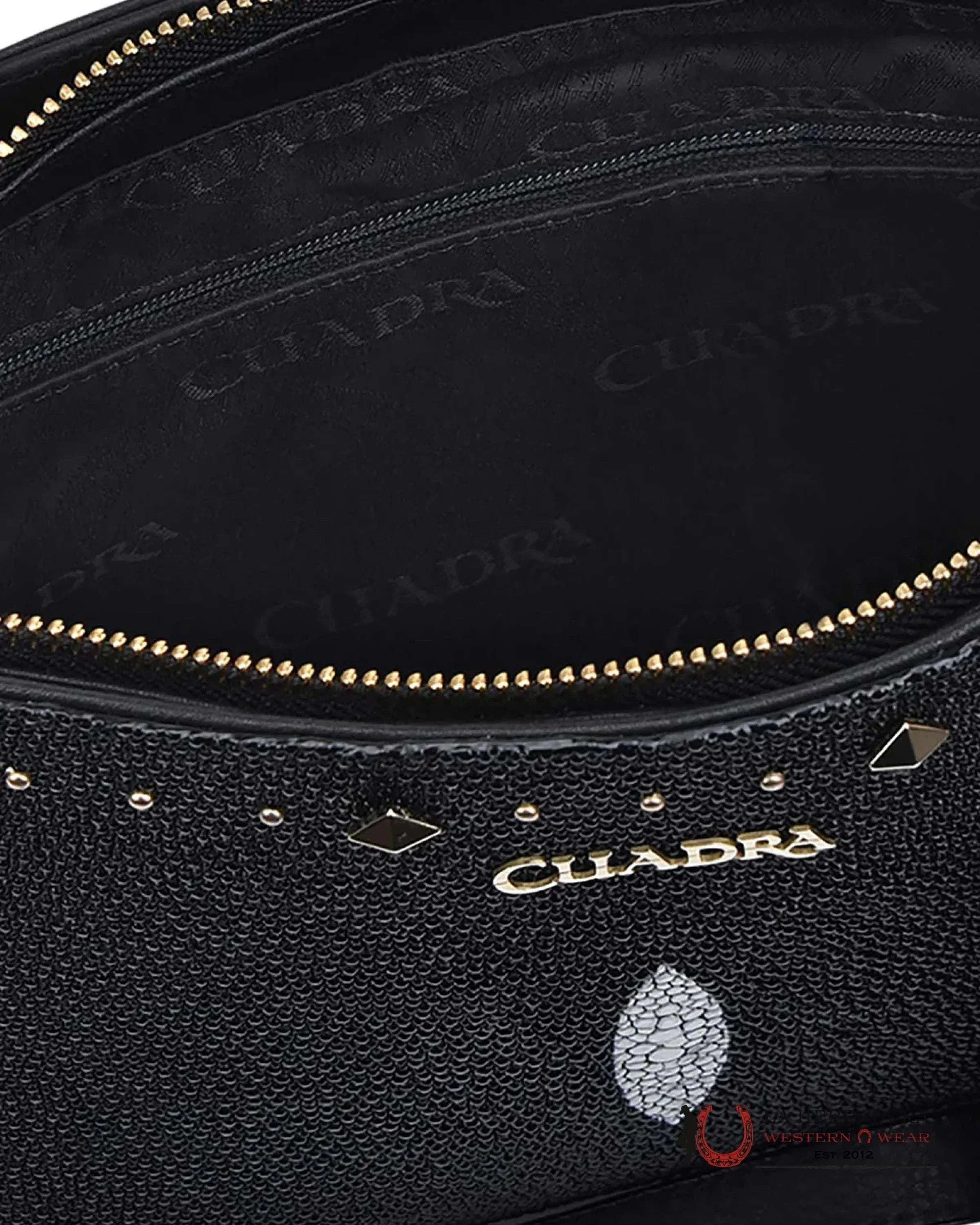Cuadra Mantarraya Black Studs Bag Ropa Mujeres