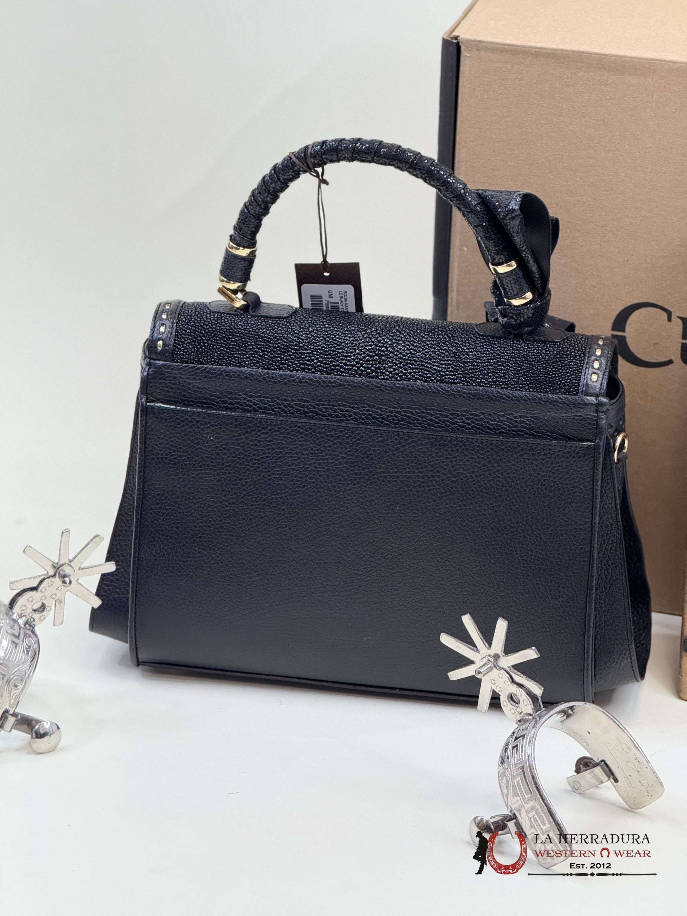 Cuadra Mantarraya Hand Bag Black Ropa Mujeres