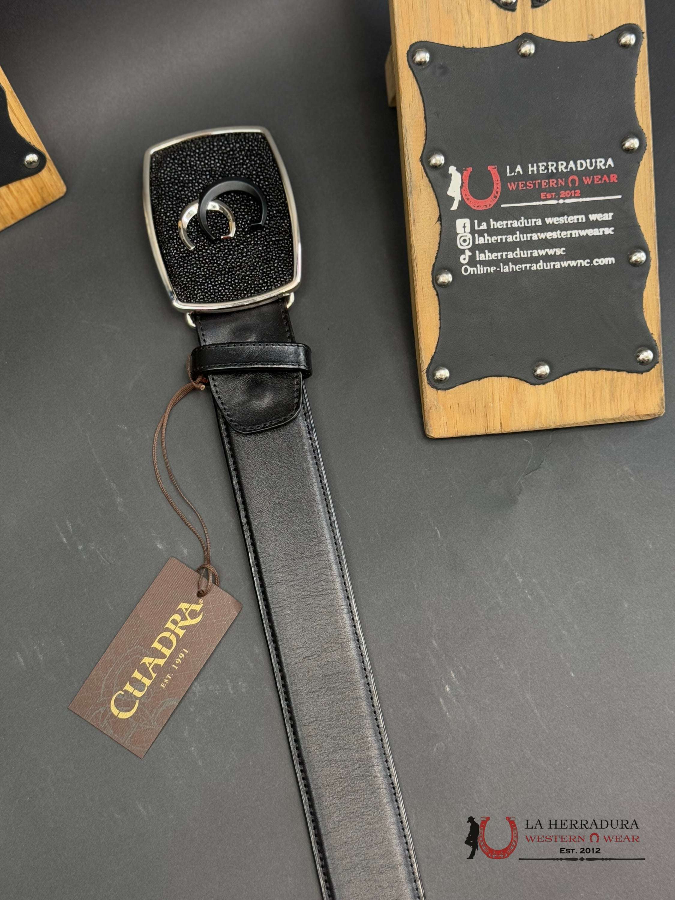 Cuadra Mantarraya Negro Belt Bc315 Cinturones Hombres