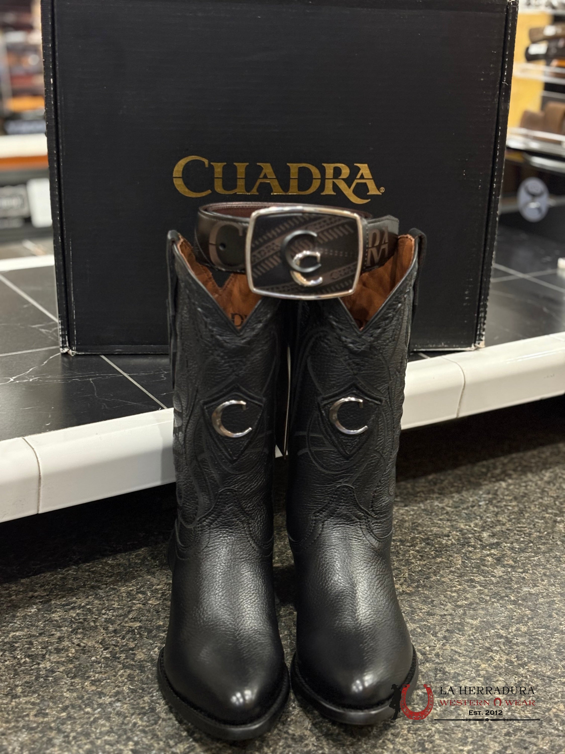CUADRA OVAL VENADO NEGRO- CU682 BOTAS HOMBRES
