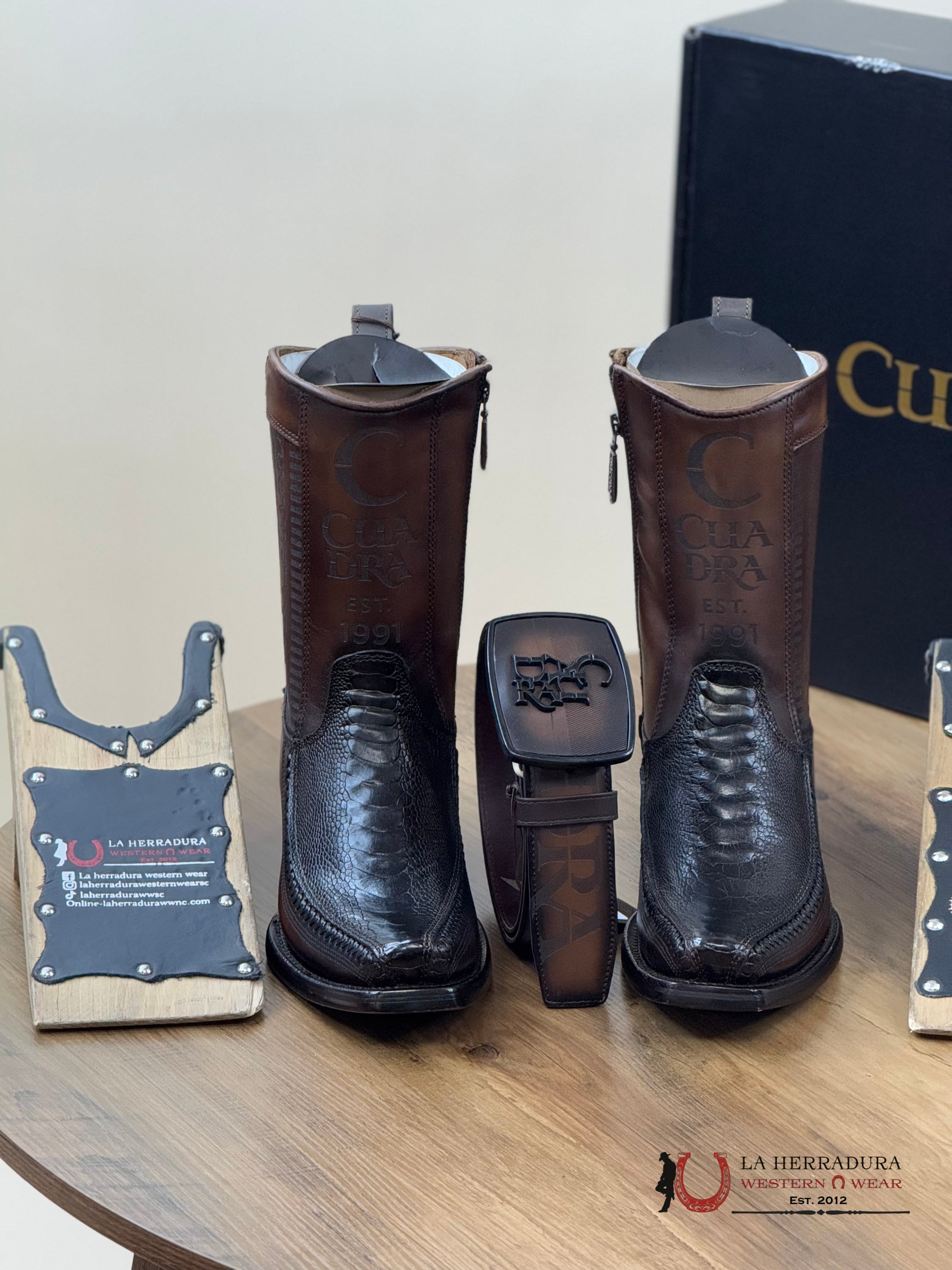 Cuadra Short Boot Ostrich Leg Laser & Woven Narrow Square Toe Pata De Avestruz- 1J2Kpt Botas Hombres