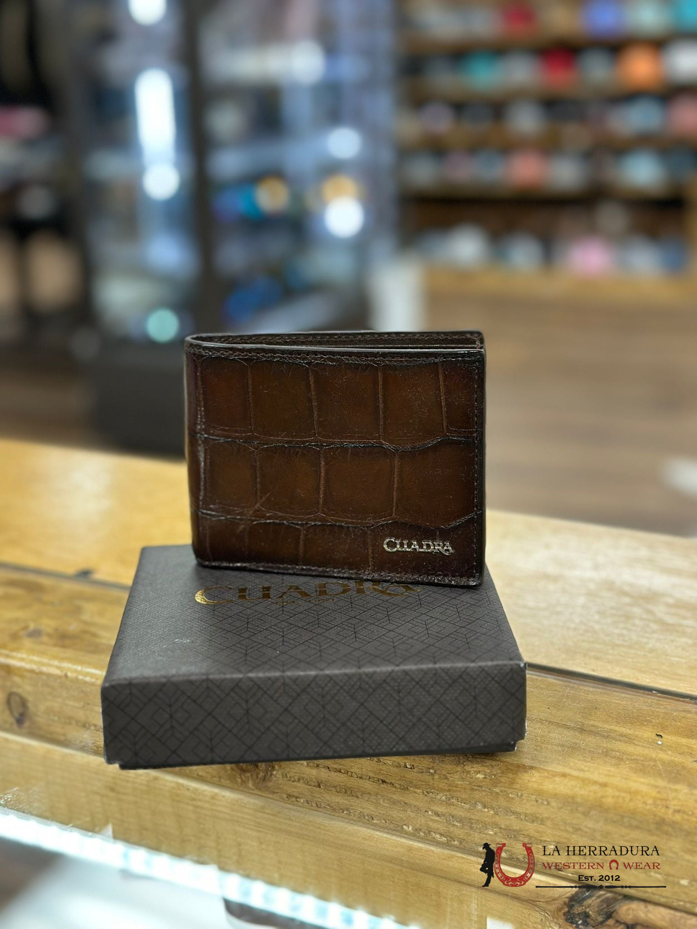 Cuadra Wallet Alligator Antique Honey Accesorios