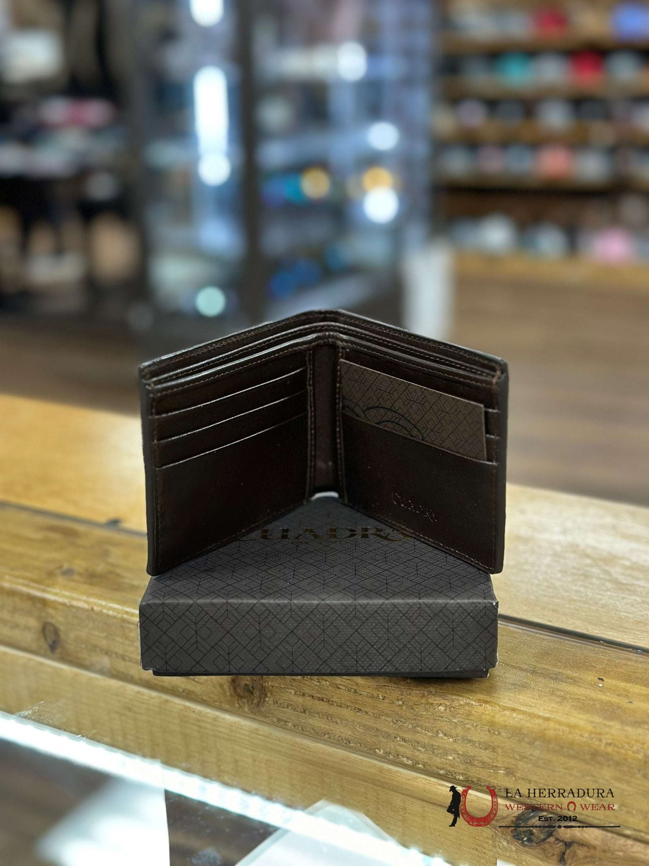 Cuadra Wallet Alligator Antique Honey Accesorios