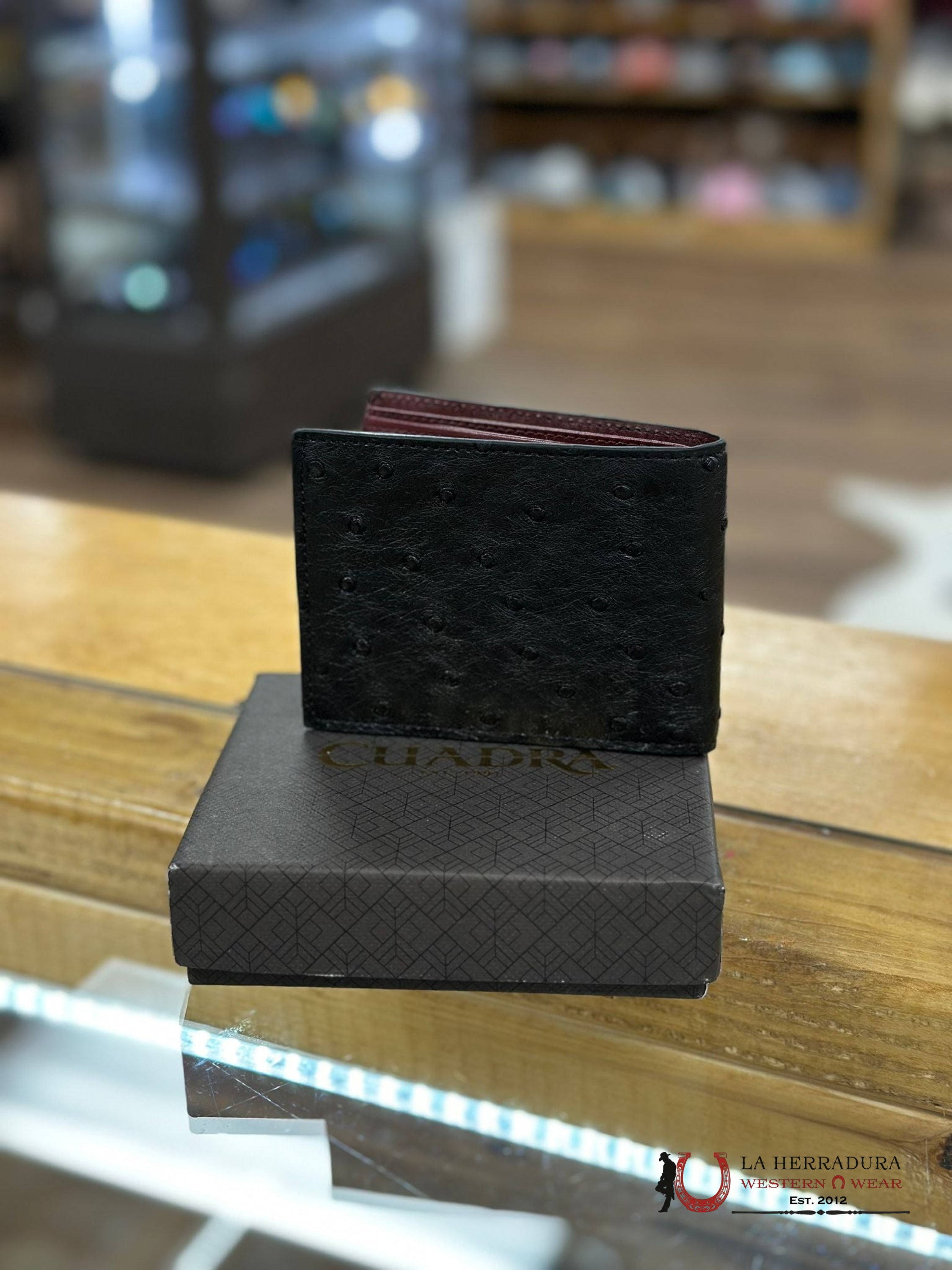 Cuadra Wallet Avestruz Negro Mn Accesorios
