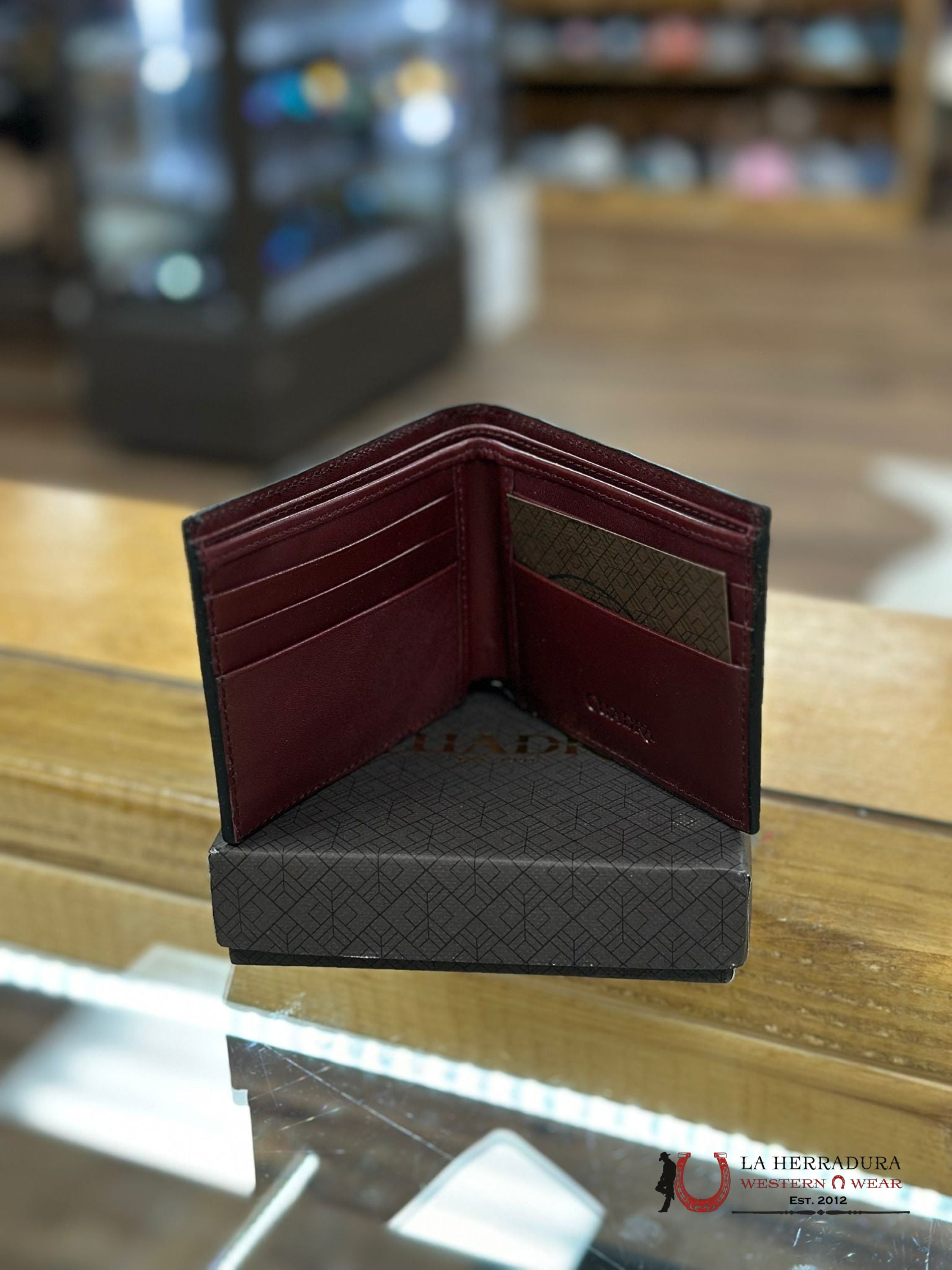 Cuadra Wallet Avestruz Negro Mn Accesorios