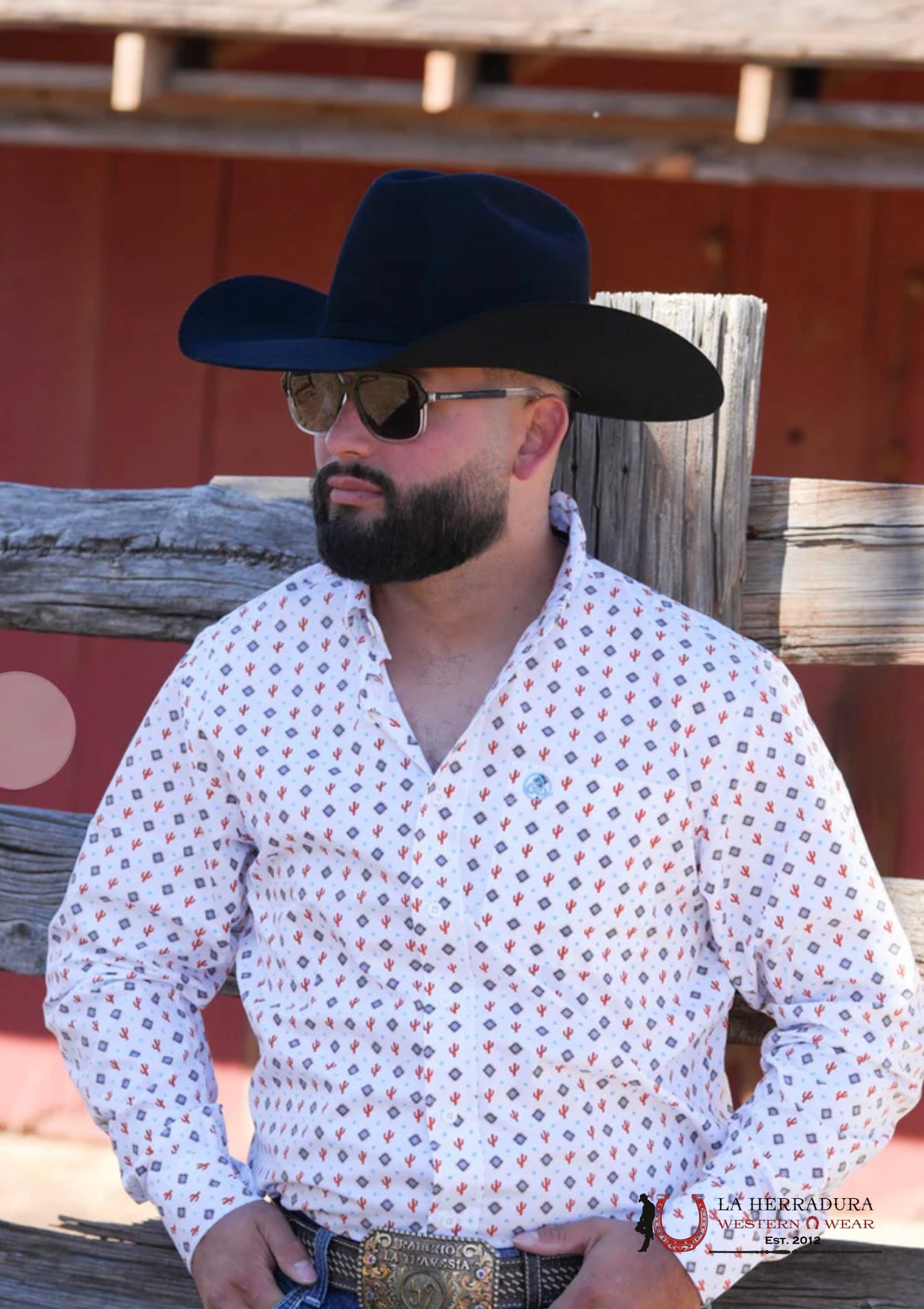 CUERO LINE MEN’S WHITE LONG SLEEVE STRIPED AZTEC/CAPTES PRINT SKCL2023104 ROPA HOMBRES