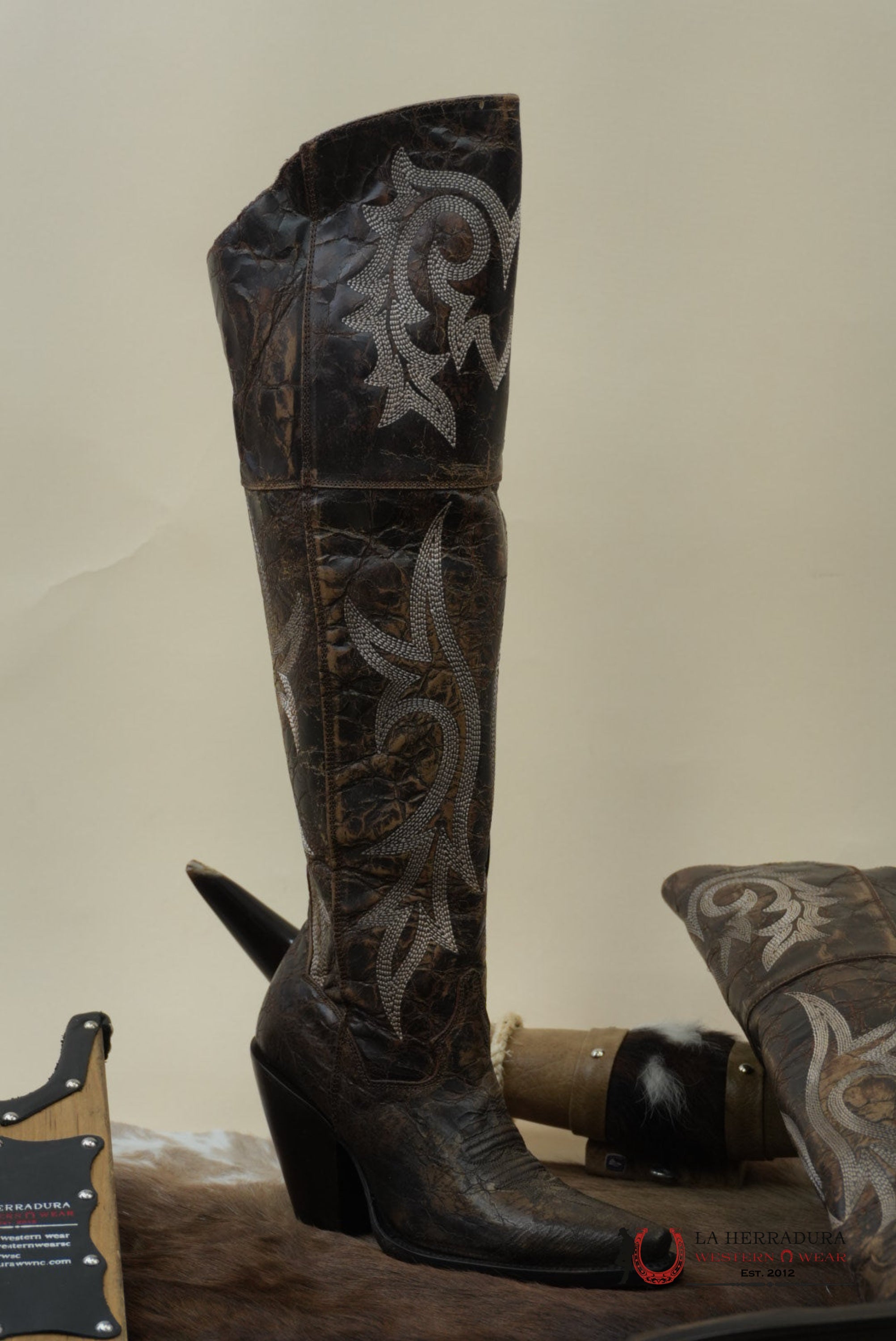 DAN POST BROWN JILTED LEATHER SNIP TOE TALL BOOT WOME BOTAS MUJERES