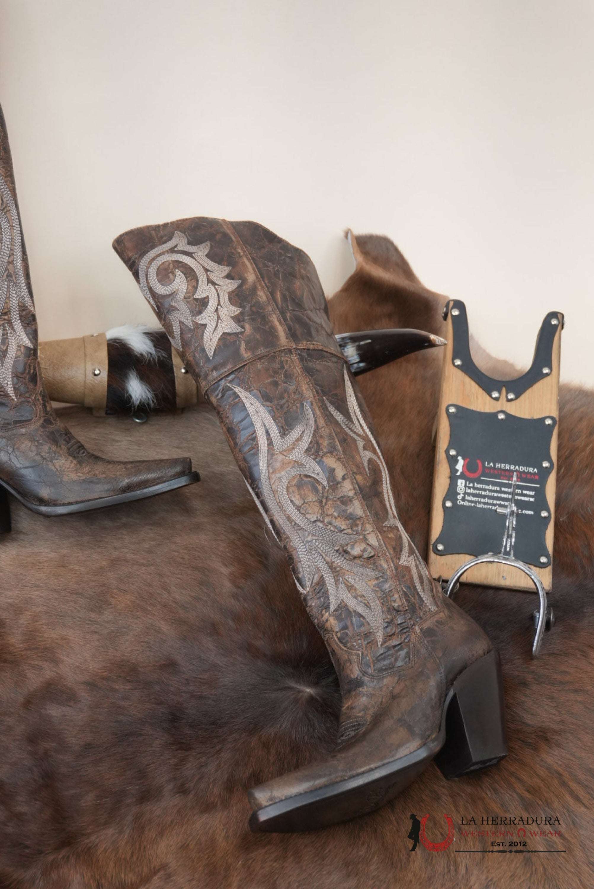 DAN POST BROWN JILTED LEATHER SNIP TOE TALL BOOT WOME BOTAS MUJERES