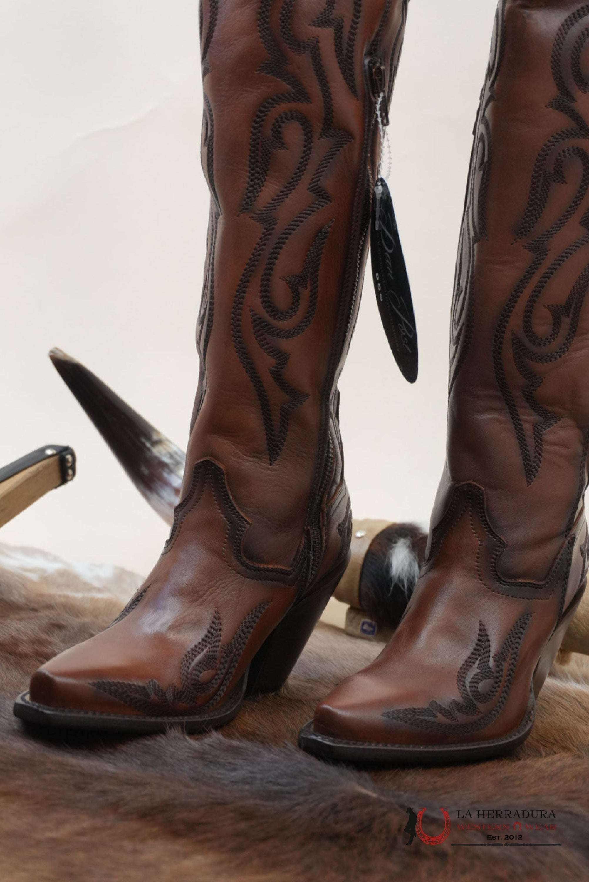 DAN POST SEDUCTRESS CHESTNUT LEATHER SNIP TOE TALL BOOT WOMEN BOTAS MUJERES