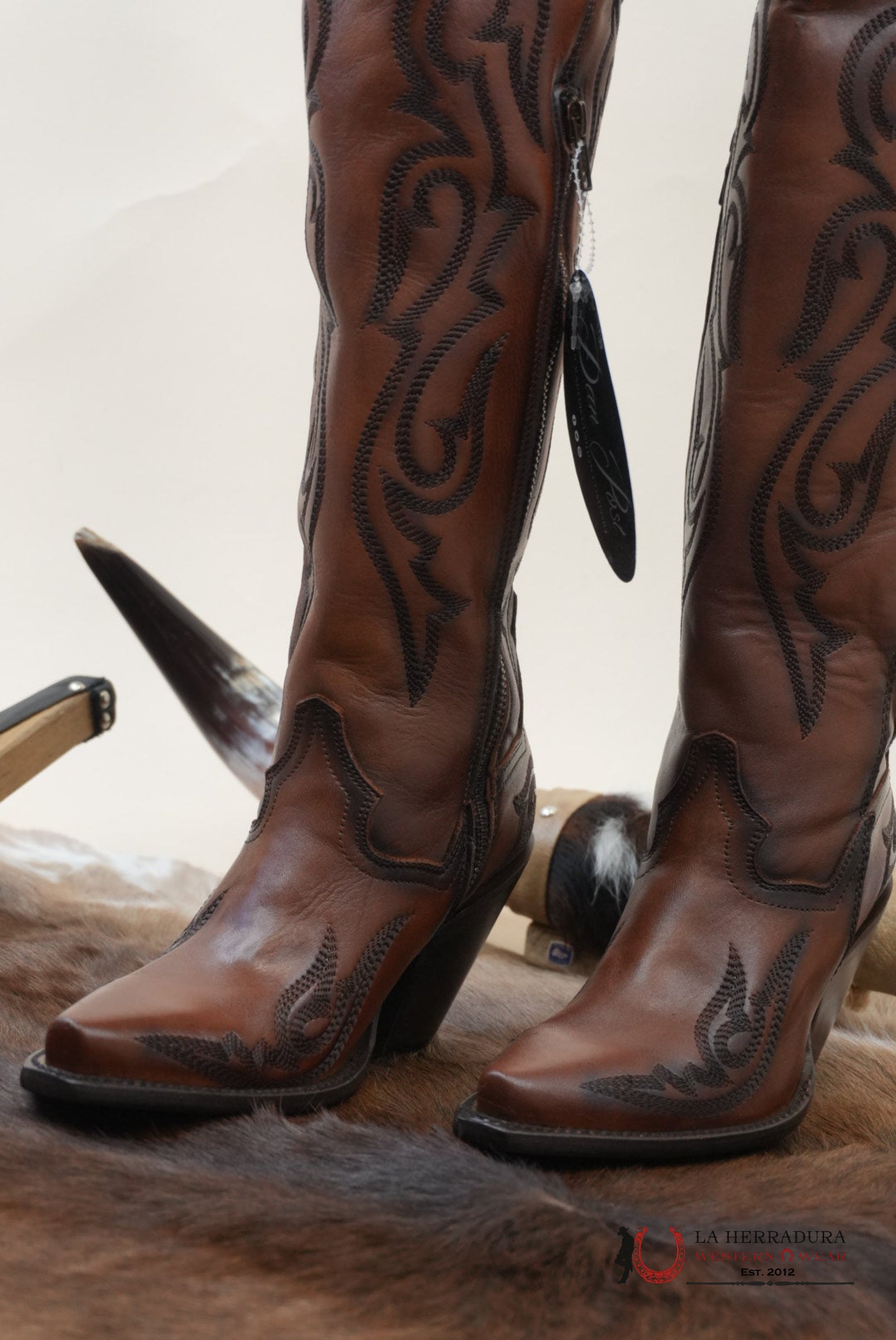 DAN POST SEDUCTRESS CHESTNUT LEATHER SNIP TOE TALL BOOT WOMEN BOTAS MUJERES