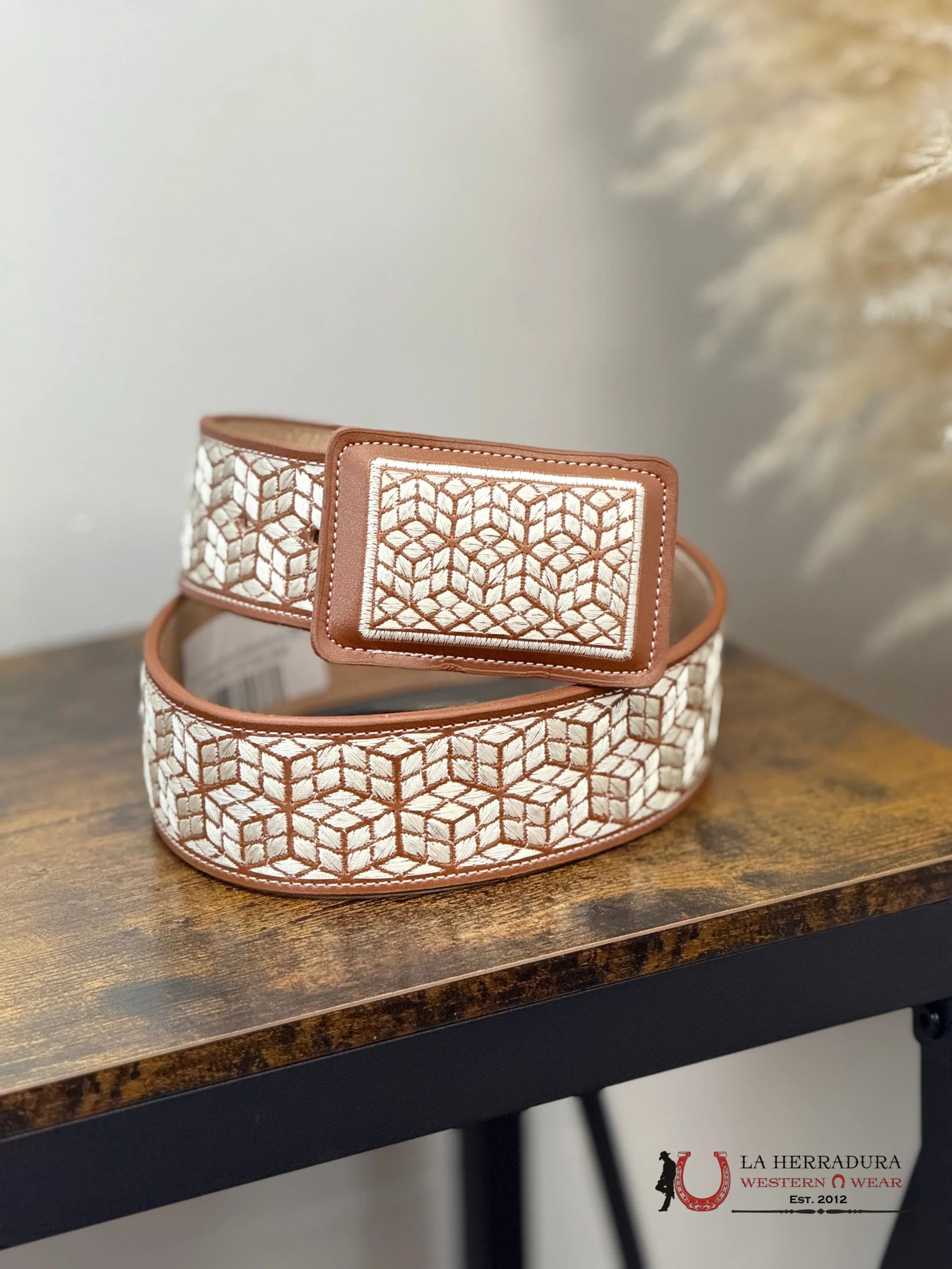 D’CLASSICOS BROWN EMBROIDERED BELT CINTURONES HOMBRES