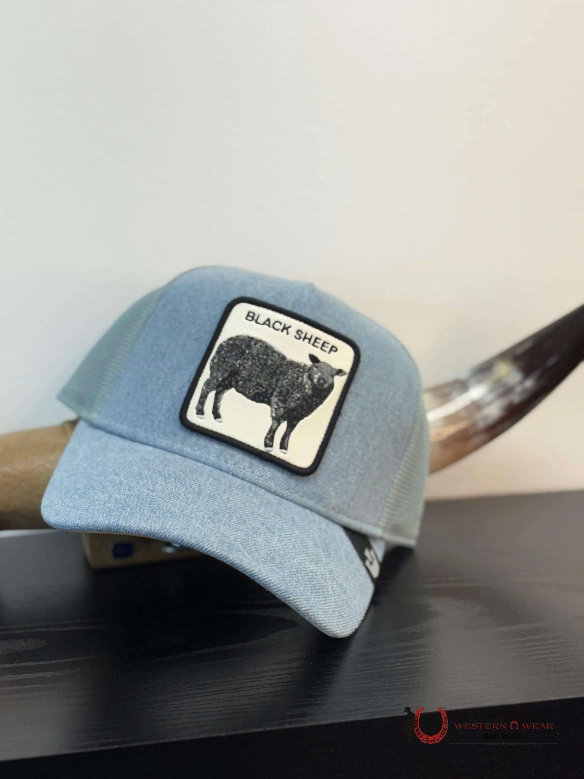 EXOTIC ANIMAL Style THE BLACK SHEEP COW CAP