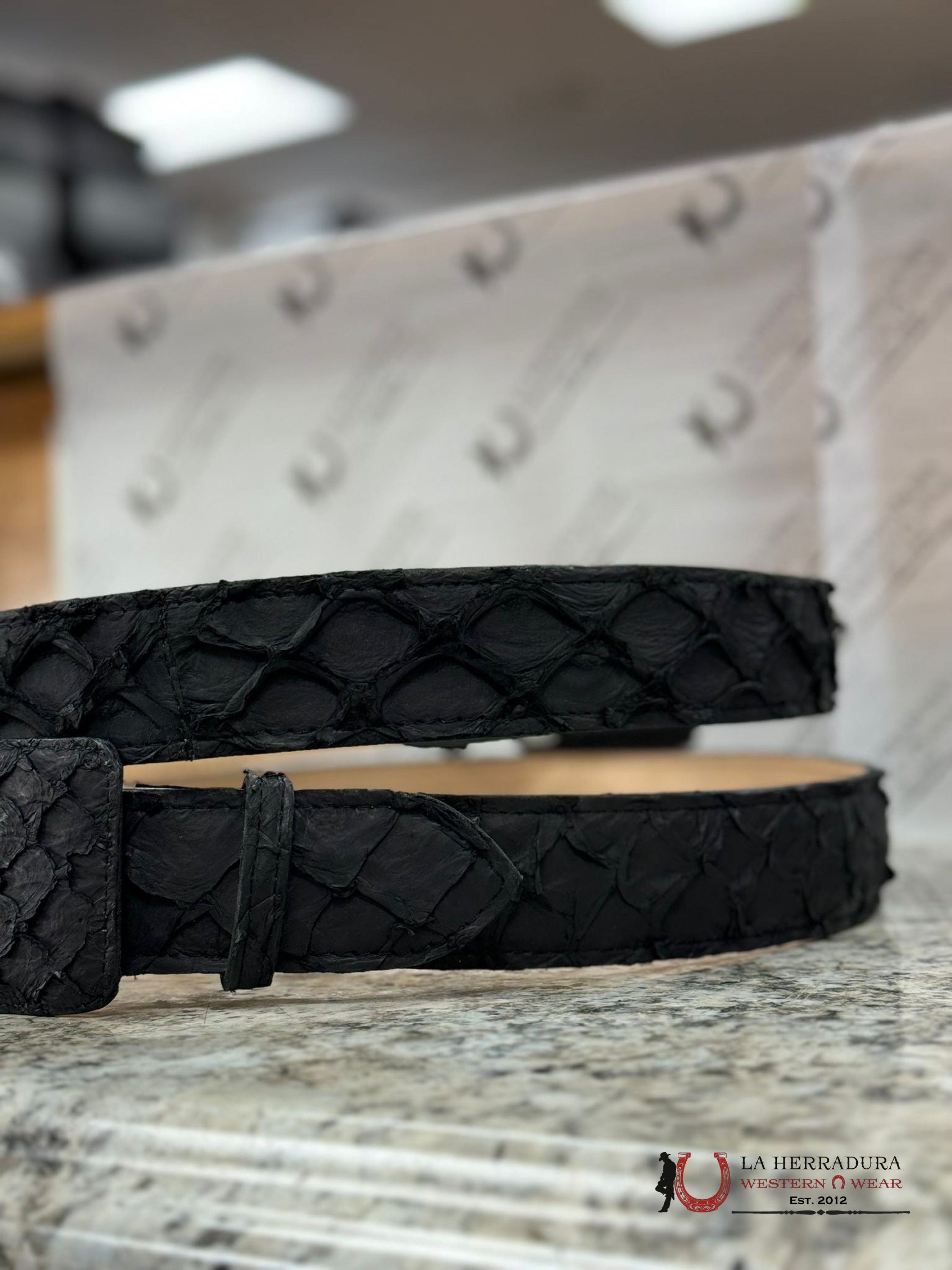 Exotic Fish Black Belt Cinturones Hombres