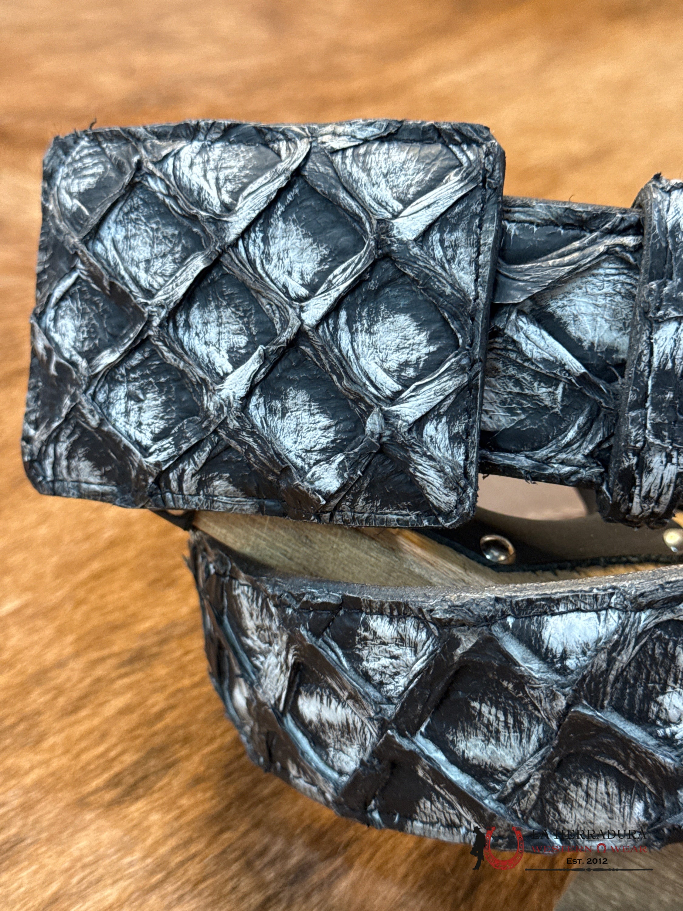 EXOTIC FISH CHARCOAL RUSTIC GREY BELT SQUARE BUCKLE CINTURONES HOMBRES