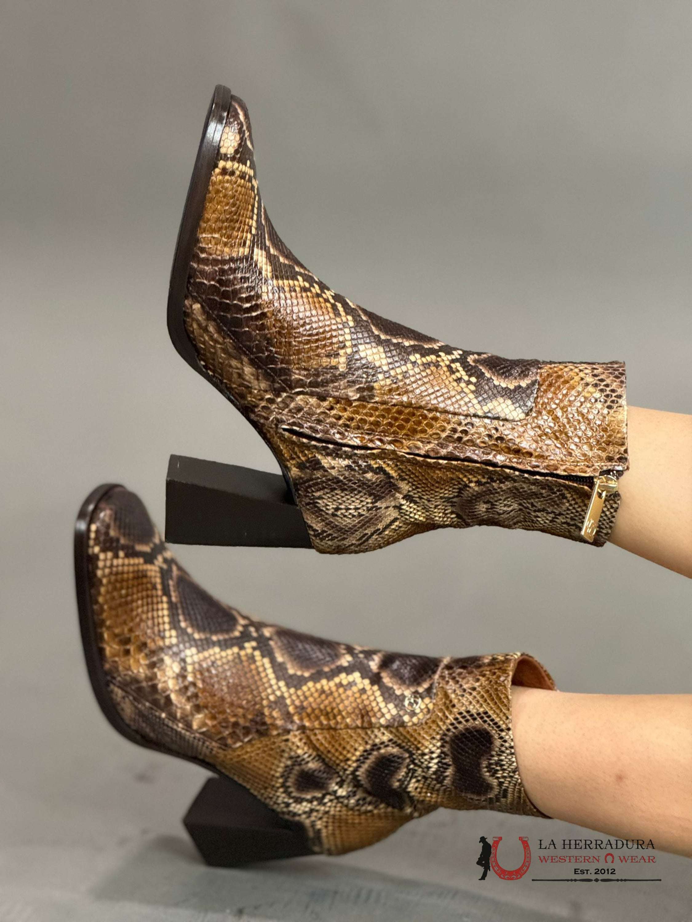 Franco Cuadra Short Boot Python Ret Honey Miel Botas Mujeres
