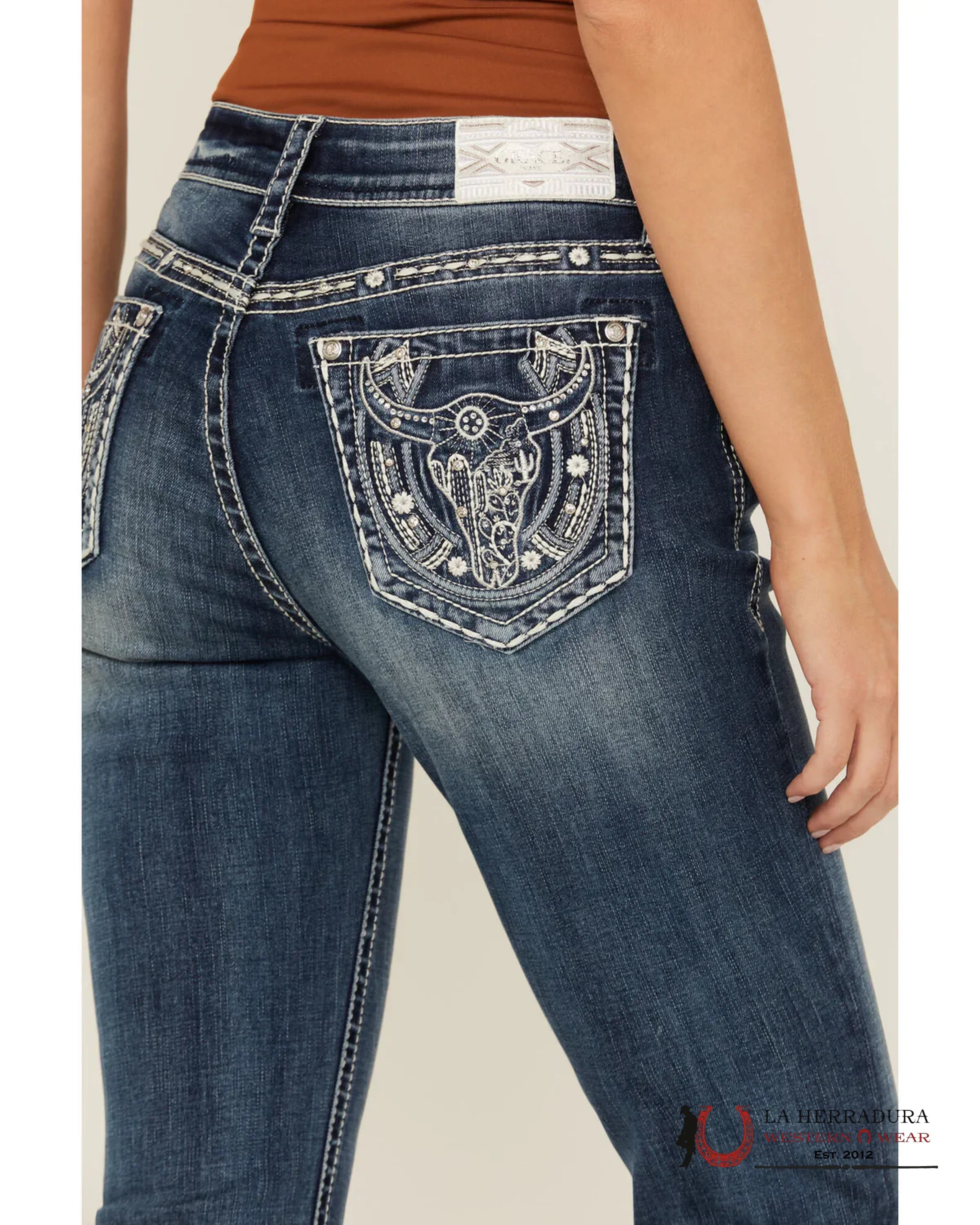 Grace In LA Wms Medium Wash Mid Rise Cow Skull And Horseshoe Pocket Bootcut Denim Jeans EB81698
