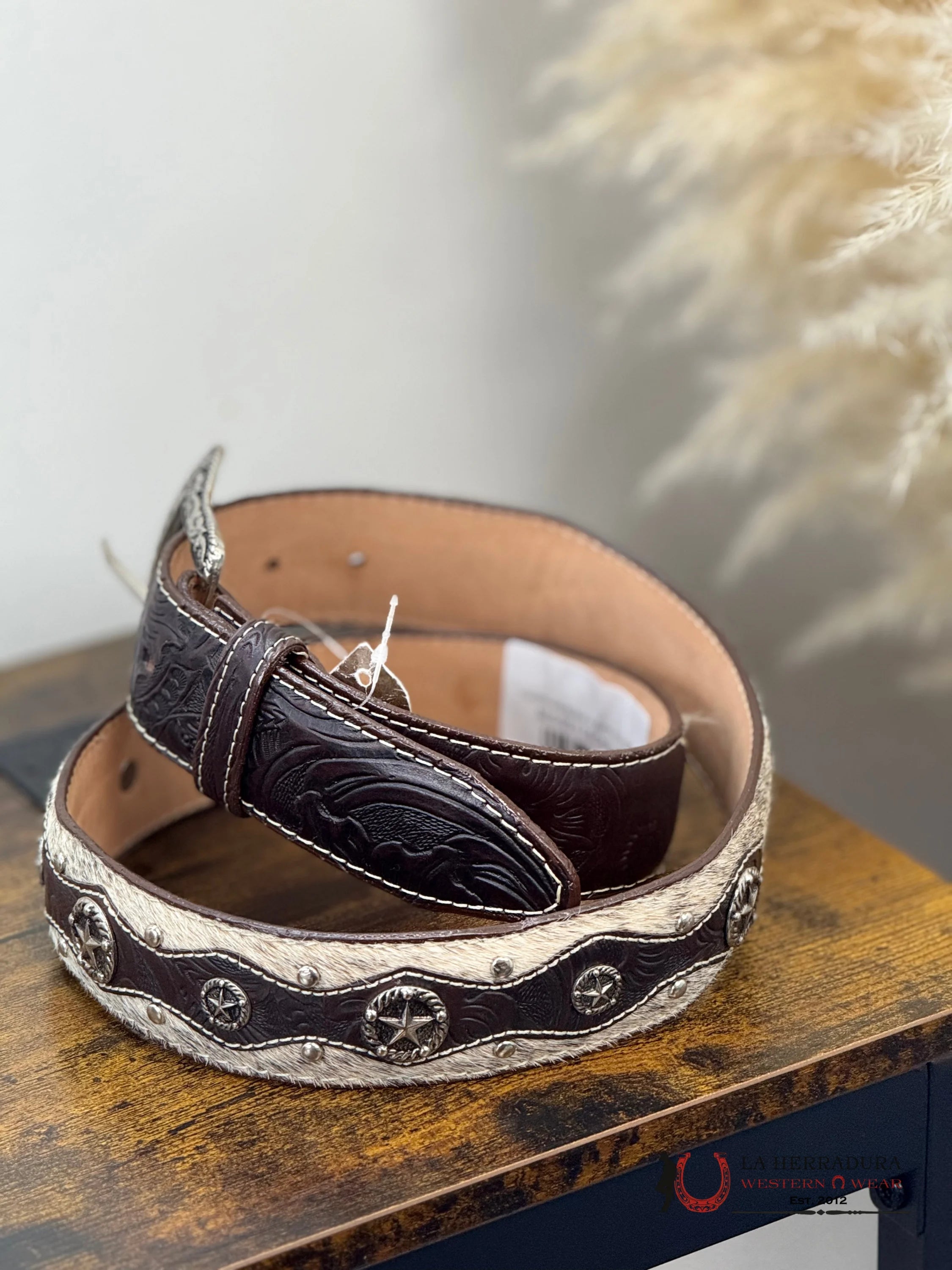 HOMETOWN BLACK & WHITE COW PRINT MEN BELT CINTURONES HOMBRES