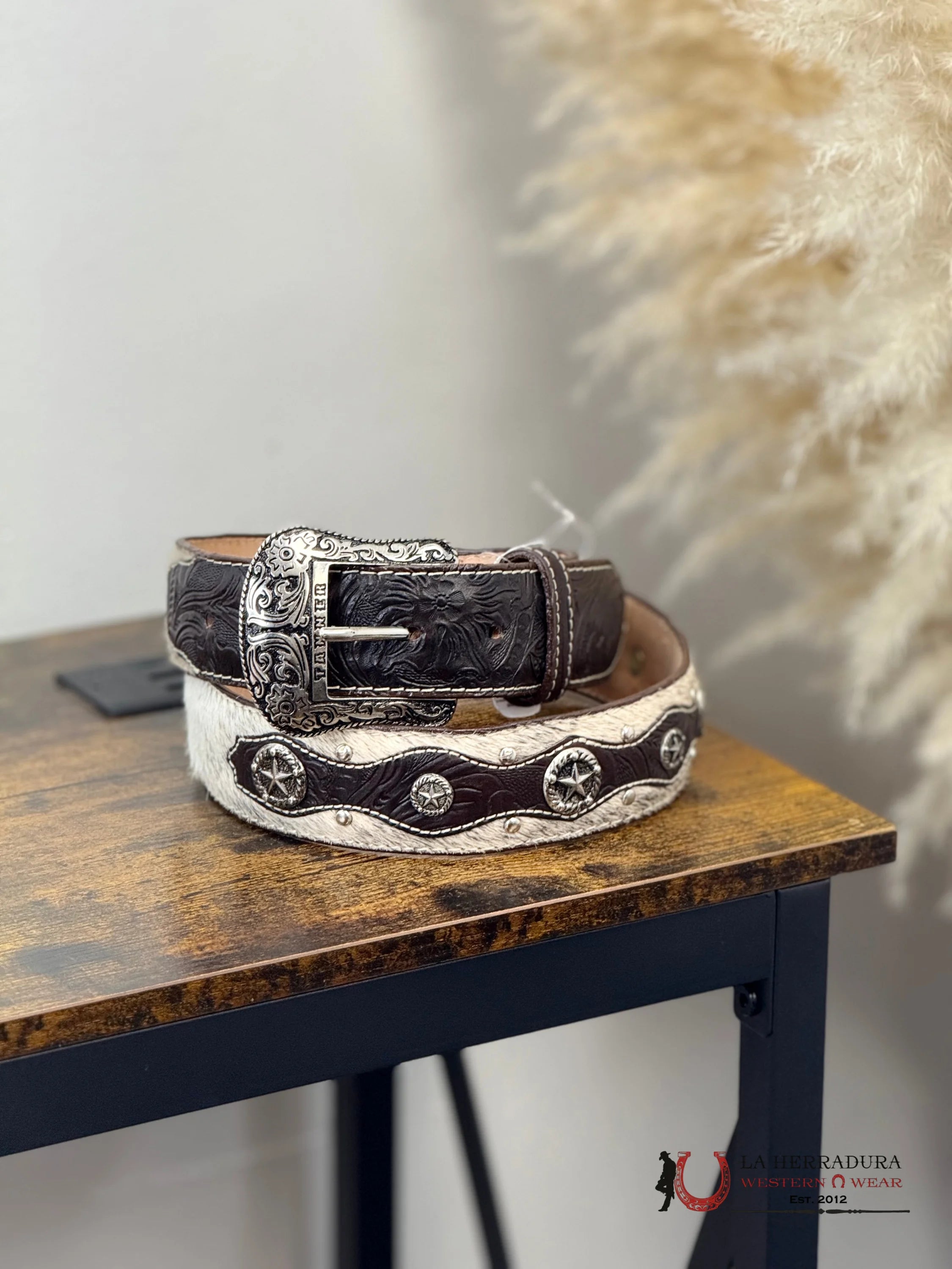 HOMETOWN BLACK & WHITE COW PRINT MEN BELT CINTURONES HOMBRES