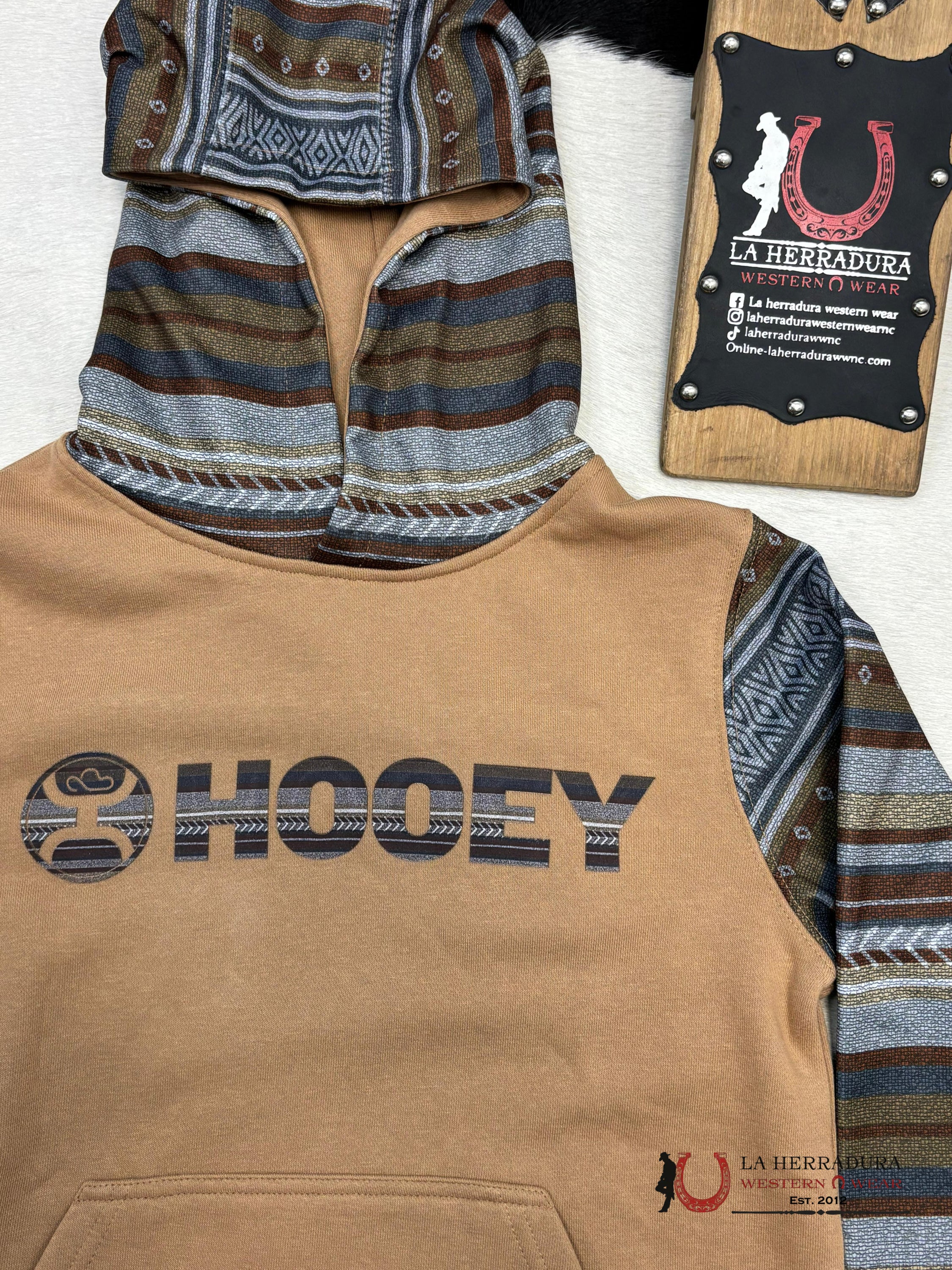 Hooey Lock-Up Boys Brown Hoodie Niños