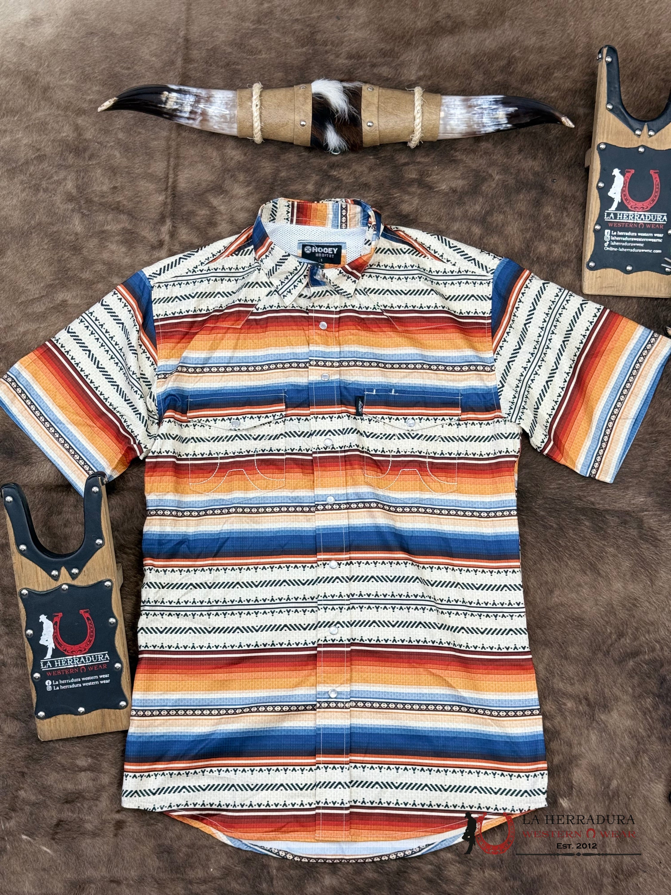 HOOEY Multi Color Serape Pattern Short Sleeve ROPA HOMBRES