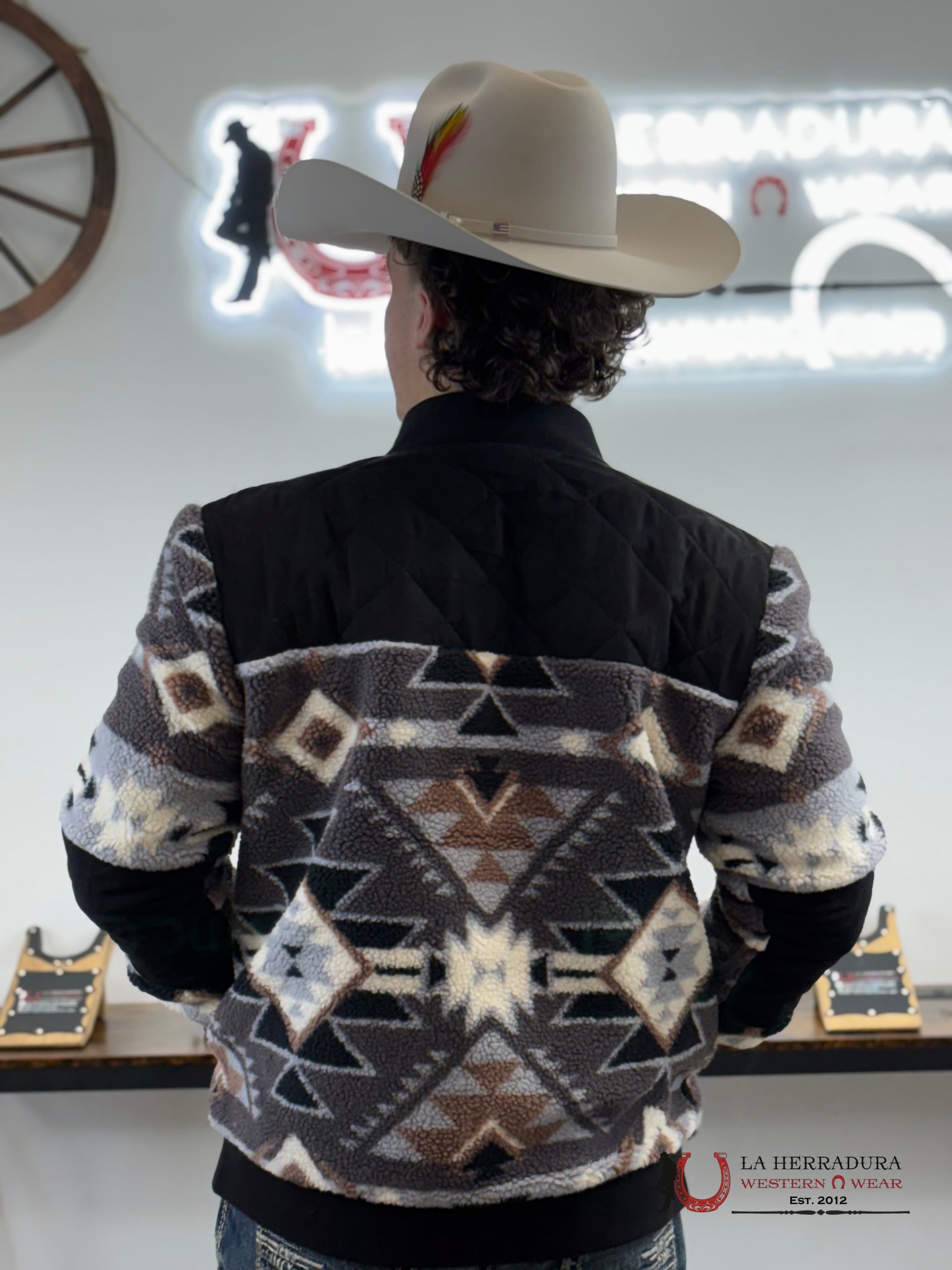 Hooey® Men’s Sherpa Bomber Jacket Black Aztec Ropa Hombres