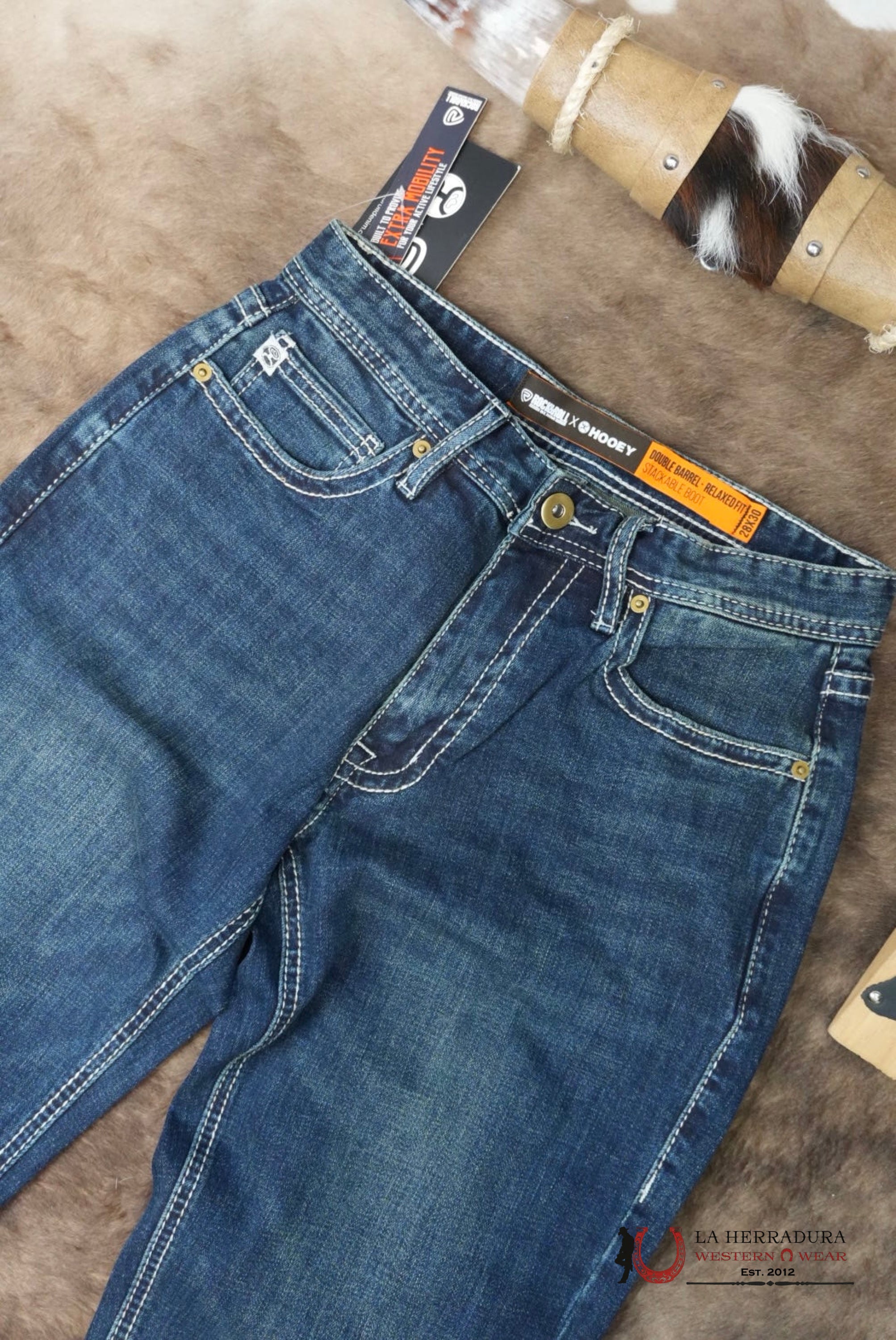 HOOEY ROCK&ROLLRELAXED FIT STACKABLE BOOTCUT JEANS - DARK WASH ROPA HOMBRES