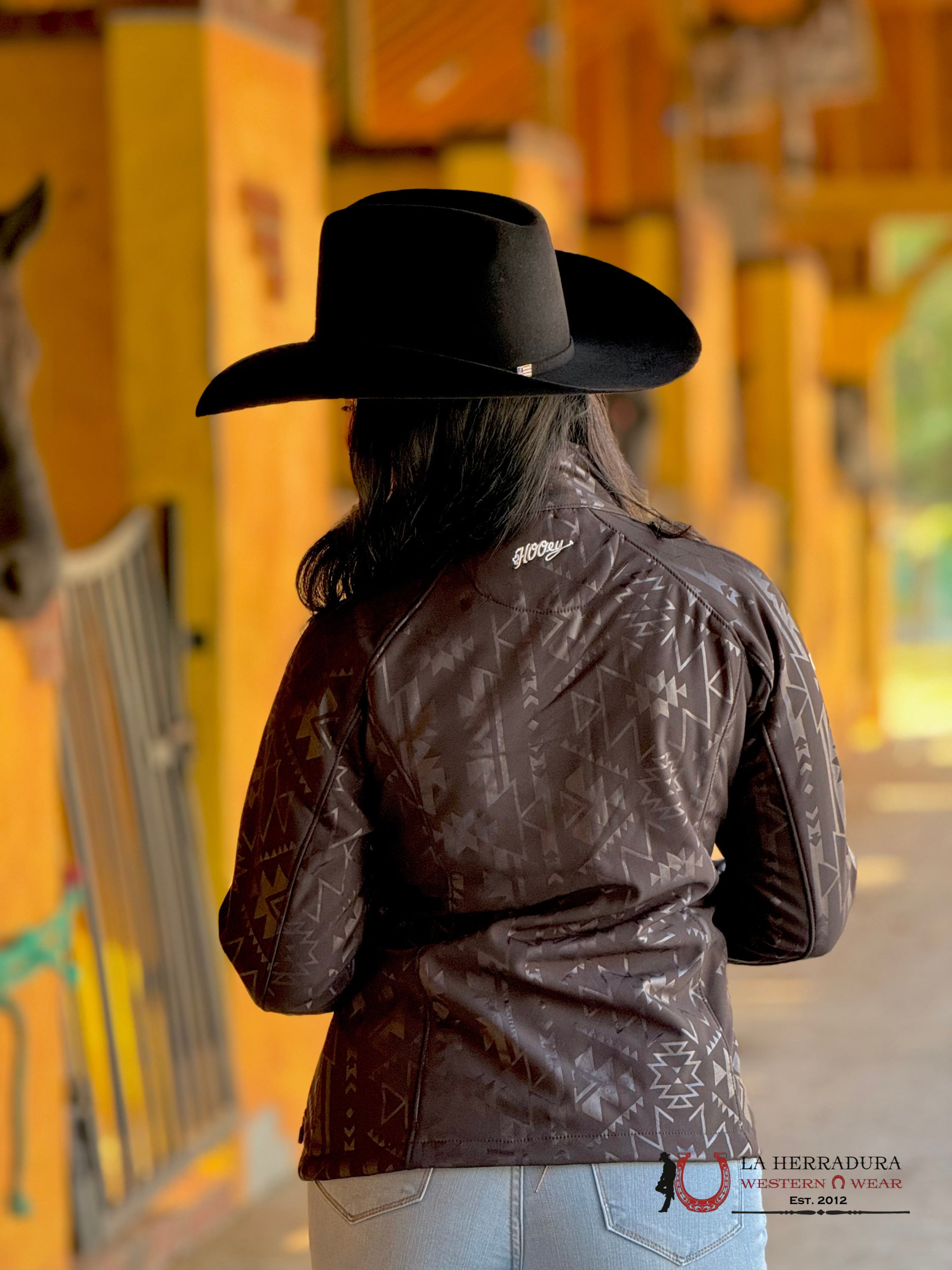 Hooey Womens Black Softshell W/ White Aztec Logo On Sleeve Full Zip Up Ropa Mujeres