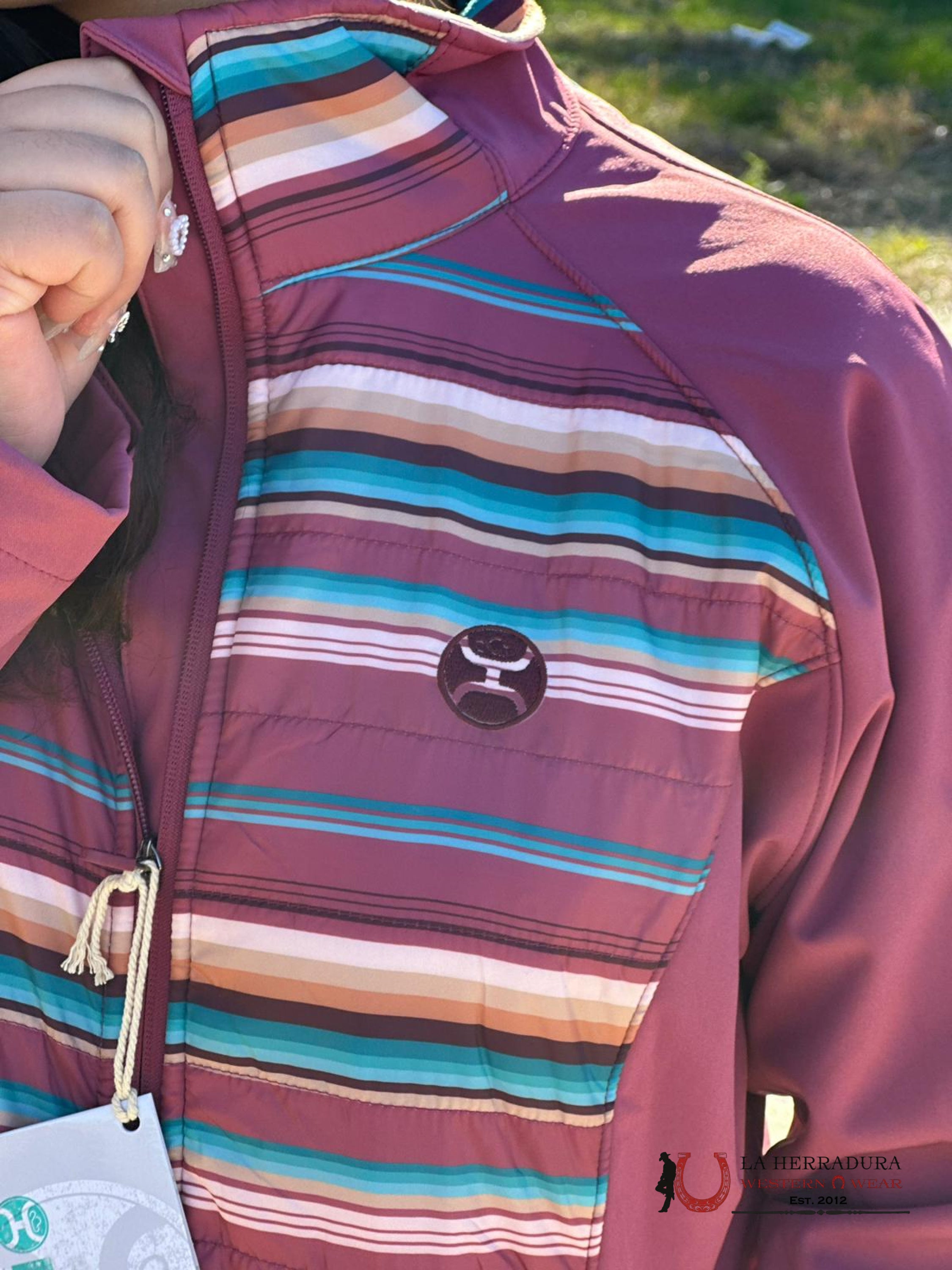 Hooey Womens Pink Softshell W/ Multi Colored Stripes Full Zip Up Ropa Mujeres