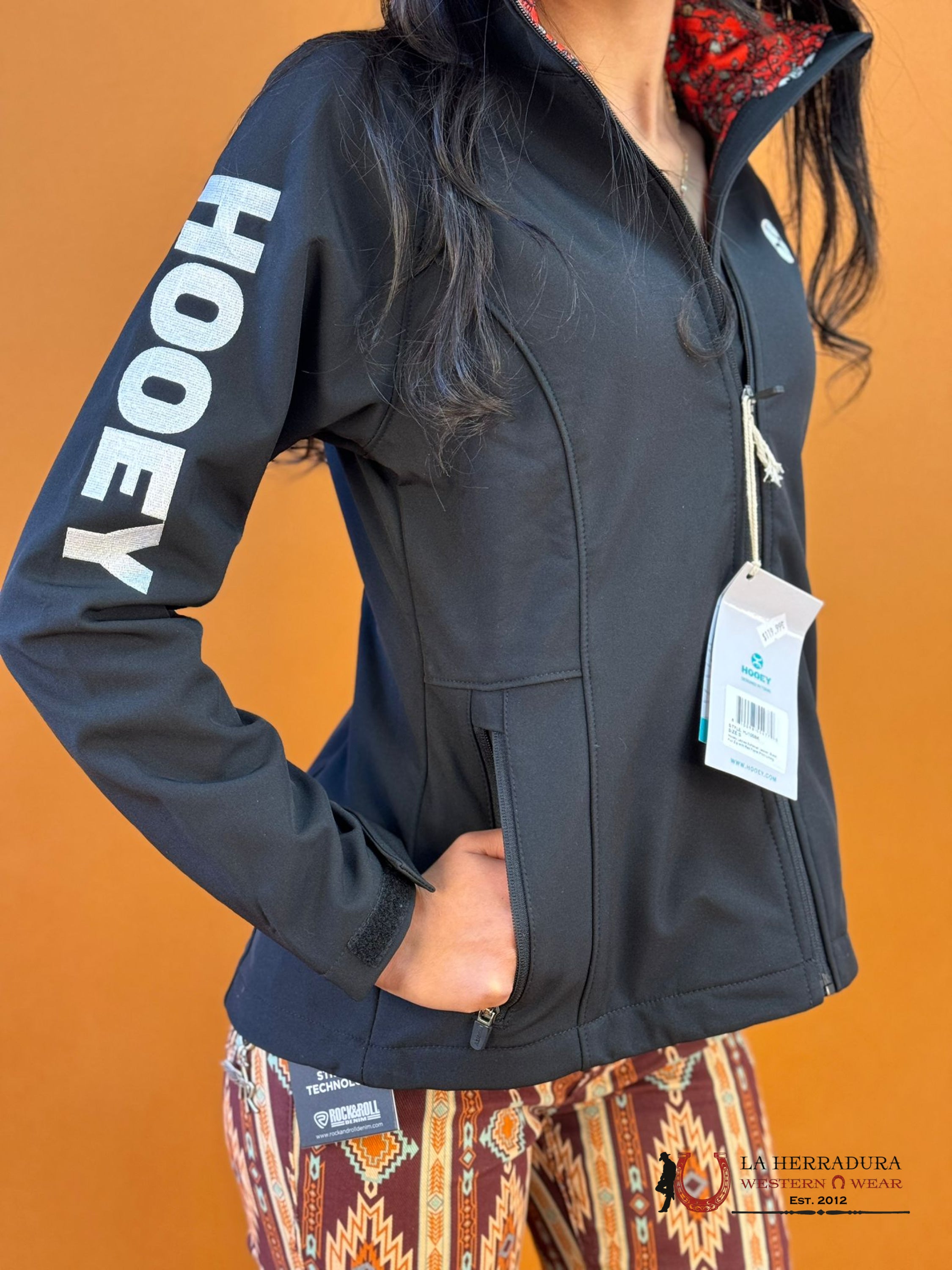 Hooey Womens Black Softshell W/ White Logo On Sleeve Full Zip Up Ropa Mujeres