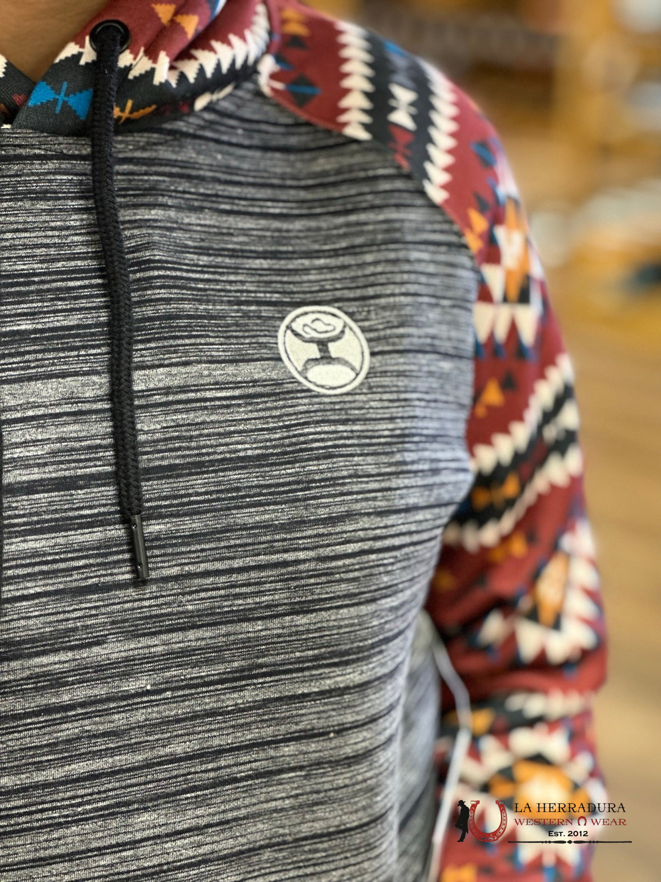 Hooey Womens Hoodie Summit Charcoal W/ Red Aztec Sleeves Ropa Mujeres