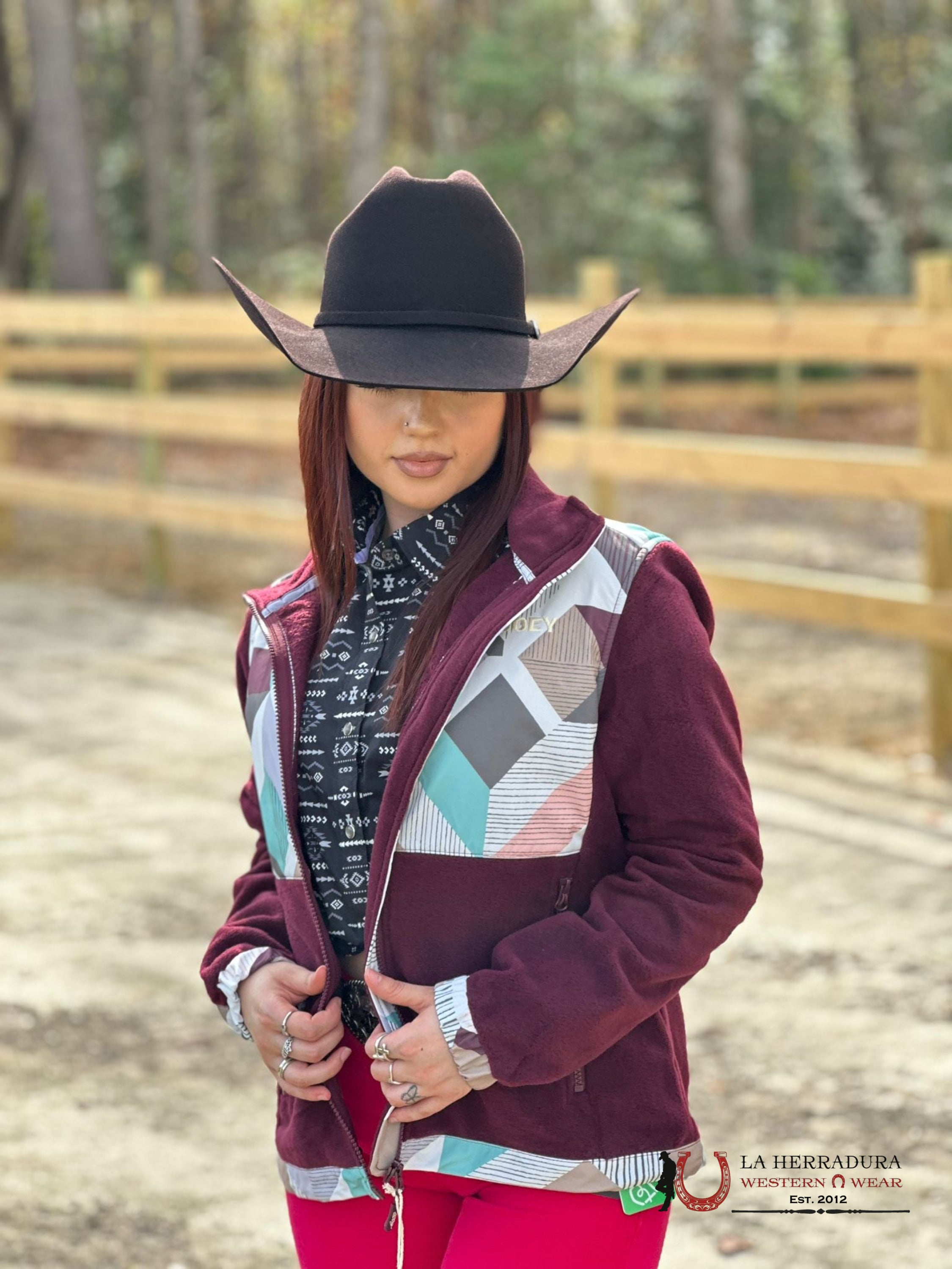 Hooey Womens Purple W/ Multi Colored Geometric Shoulder Pattern Tech Fleece Ropa Mujeres