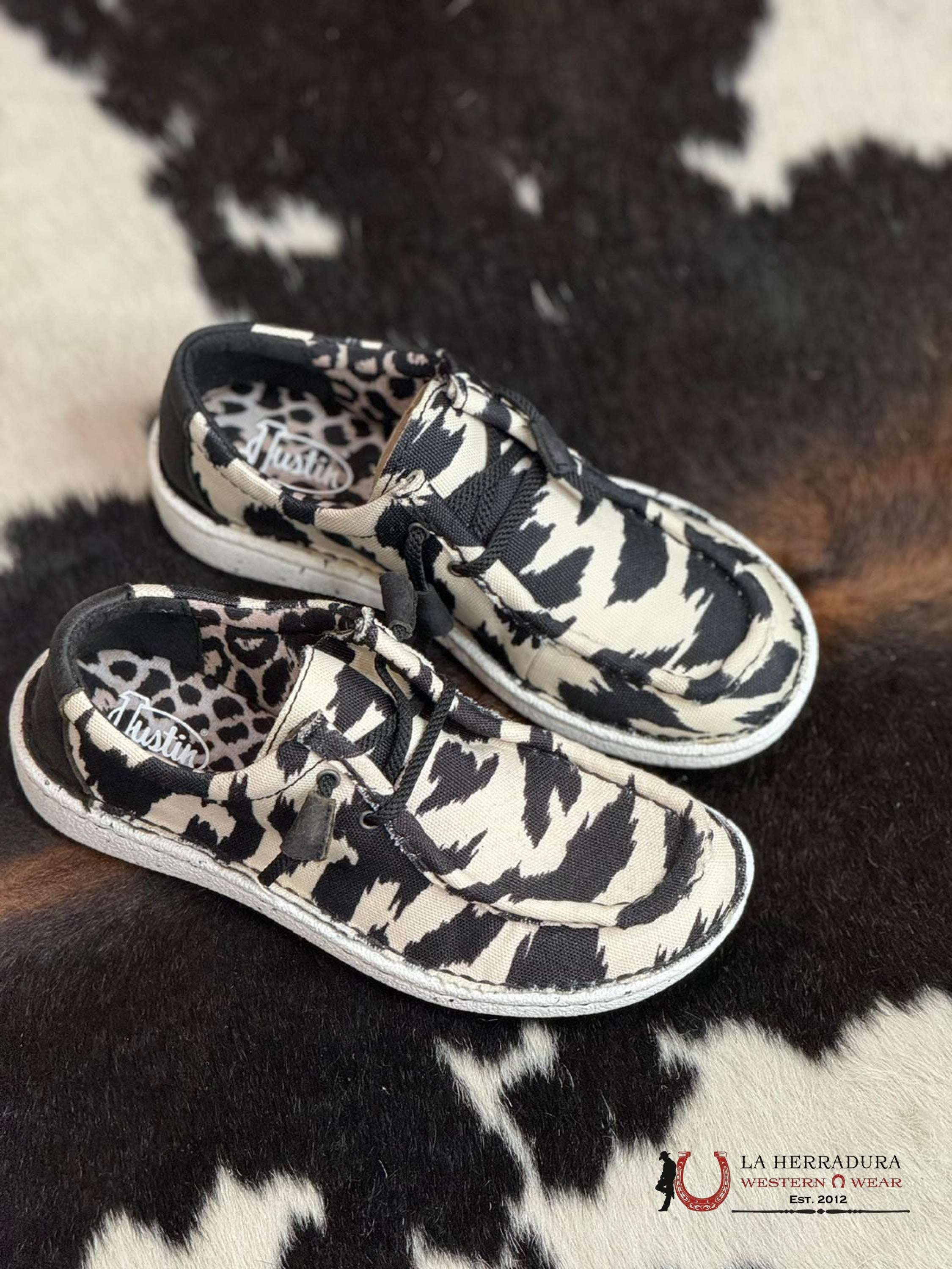 Justin Leather And Fabric Upper Balance Cow Print Zapatos Mujeres