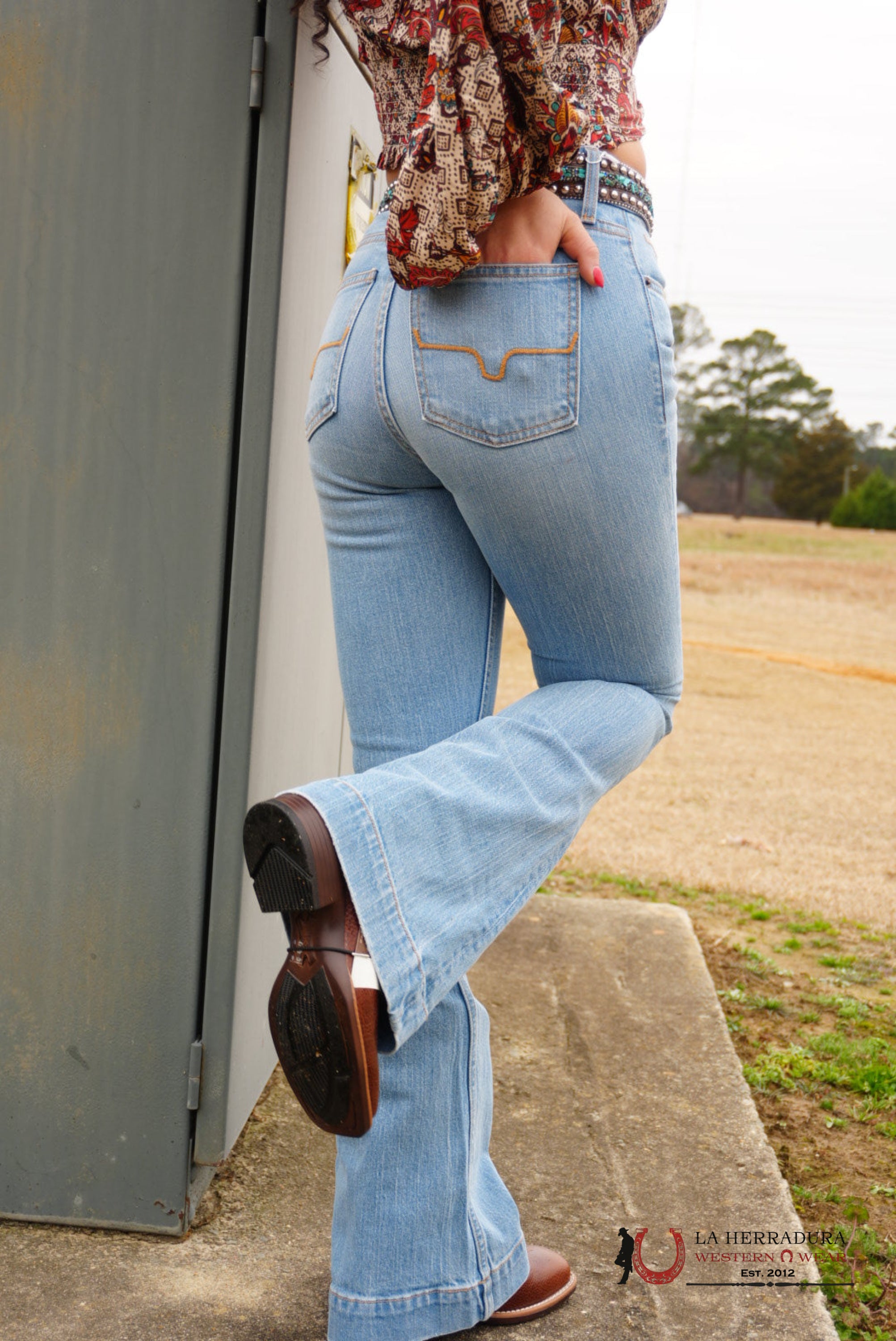 Kimes Ranch Light Washed Jennifer Trouser Jeans ROPA MUJERES