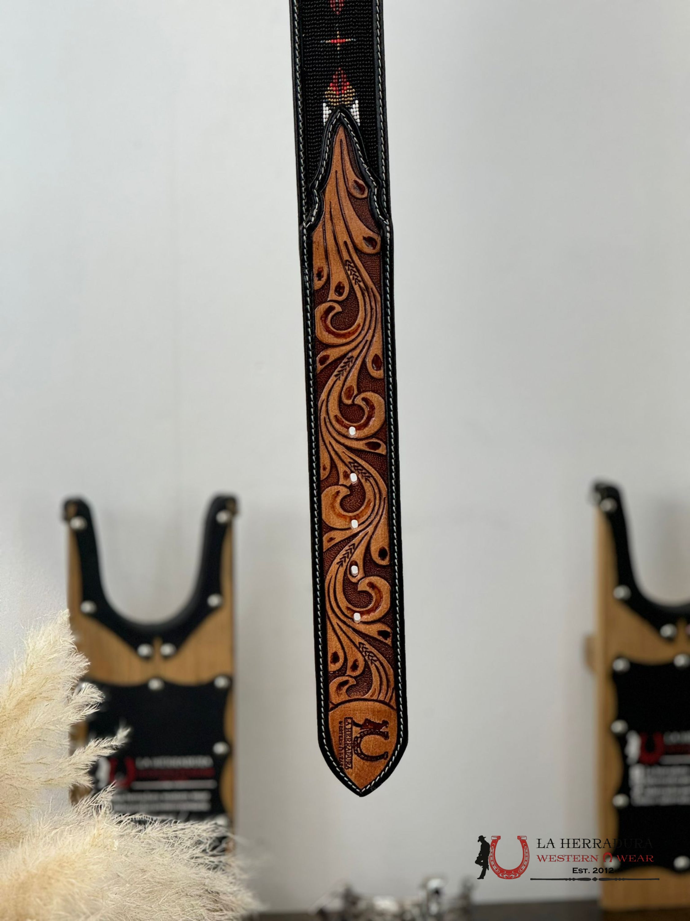 La Herradura Aztec Black Gold Handtooled 2 Inch Belt Cinturones Hombres