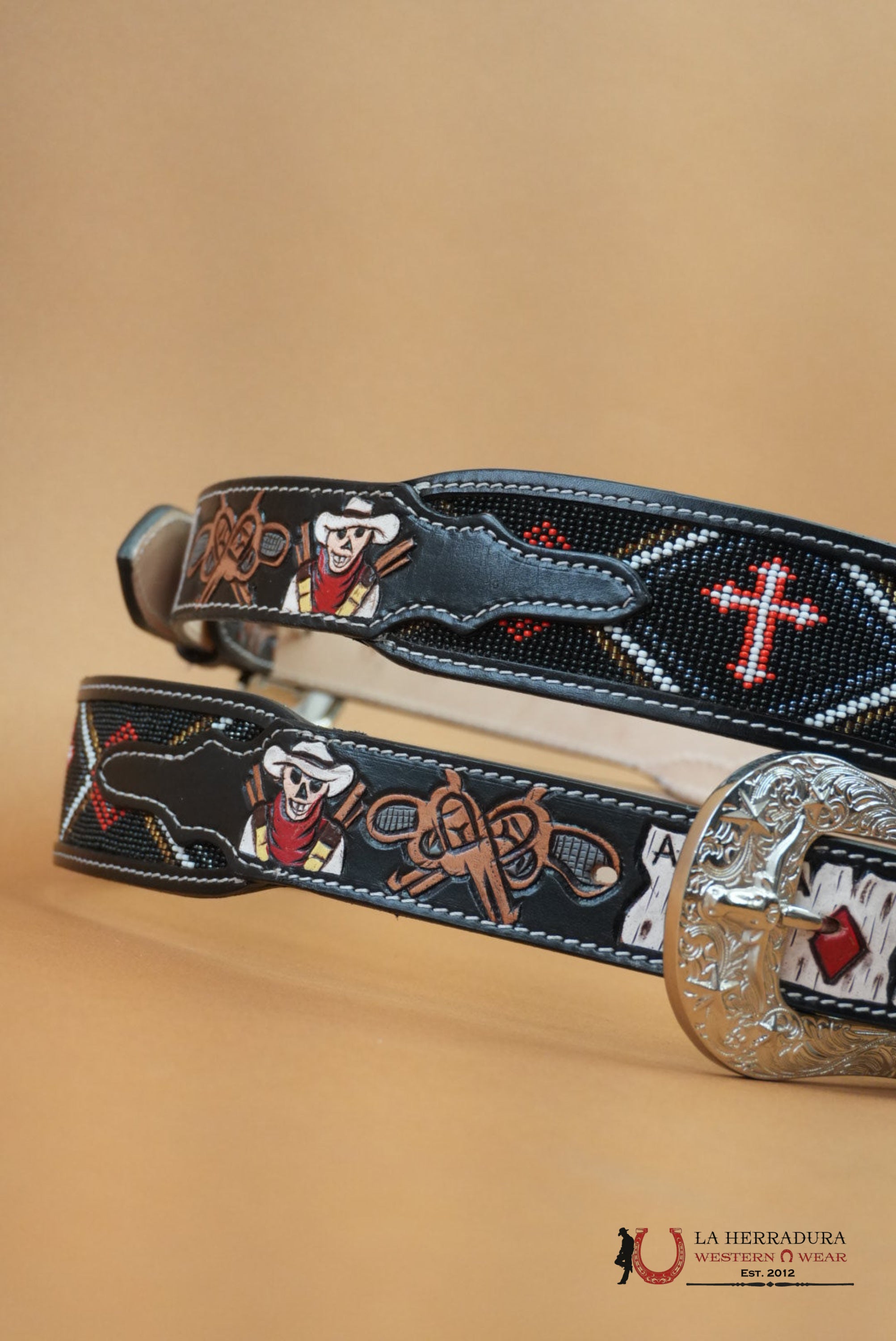 LA HERRADURA AZTEC BLACK RED CROSS HANDTOOLED NEW DESIGN BELT CINTURONES HOMBRES