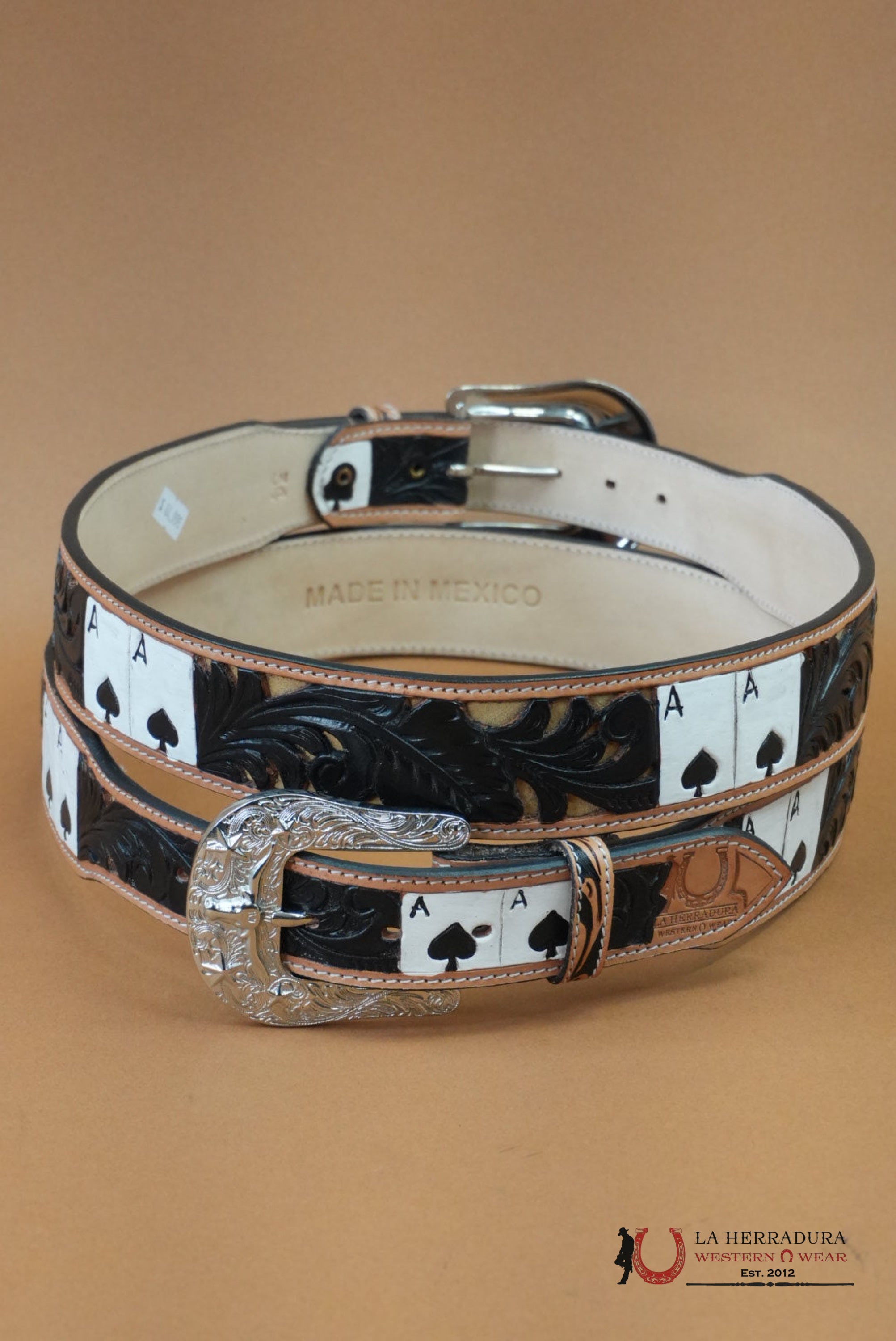 LA HERRADURA AZTEC BLACK WHITE CARDS HANDTOOLED NEW DESIGN BELT CINTURONES HOMBRES
