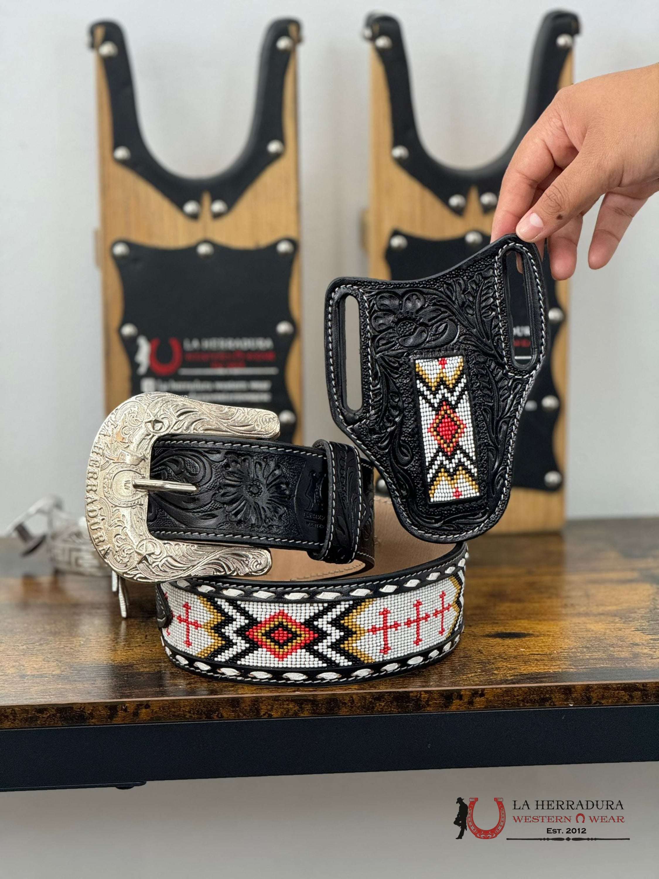 La Herradura Aztec Black Yellow Handtooled 2 Inch Belt 36 Belt/Knife Sheath Cinturones Hombres