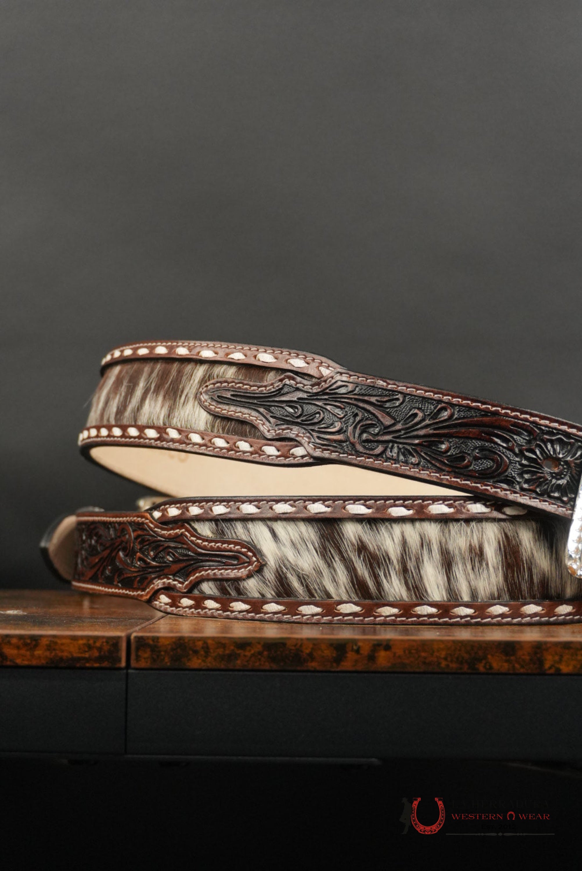 LA HERRADURA BROWN COWHIDE HANDTOOLED NEW DESIGN BELT CINTURONES HOMBRES