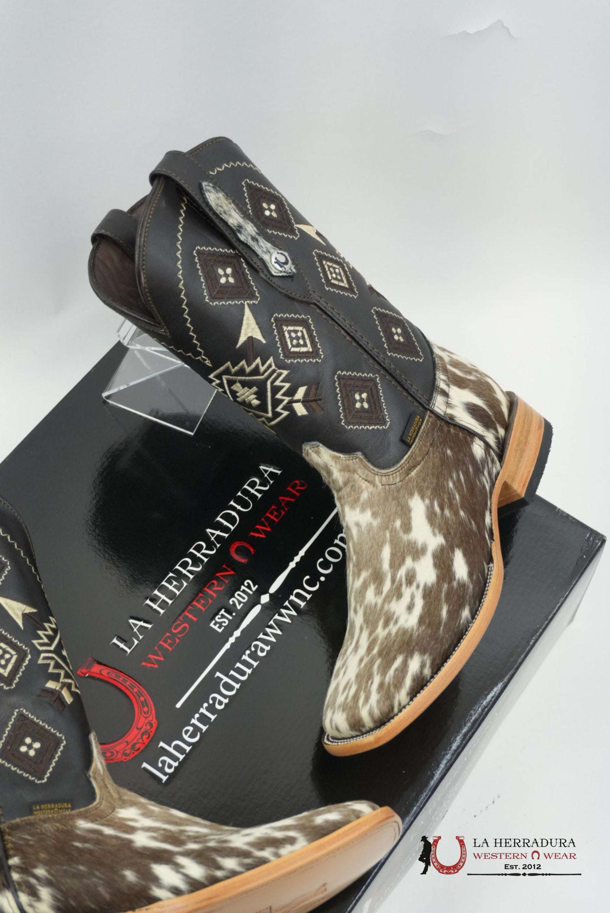 LA HERRADURA MEN BOOT COWHIDE BROWN / WHITE (EVERY PAIR IS UNIQUE) BOTAS HOMBRES