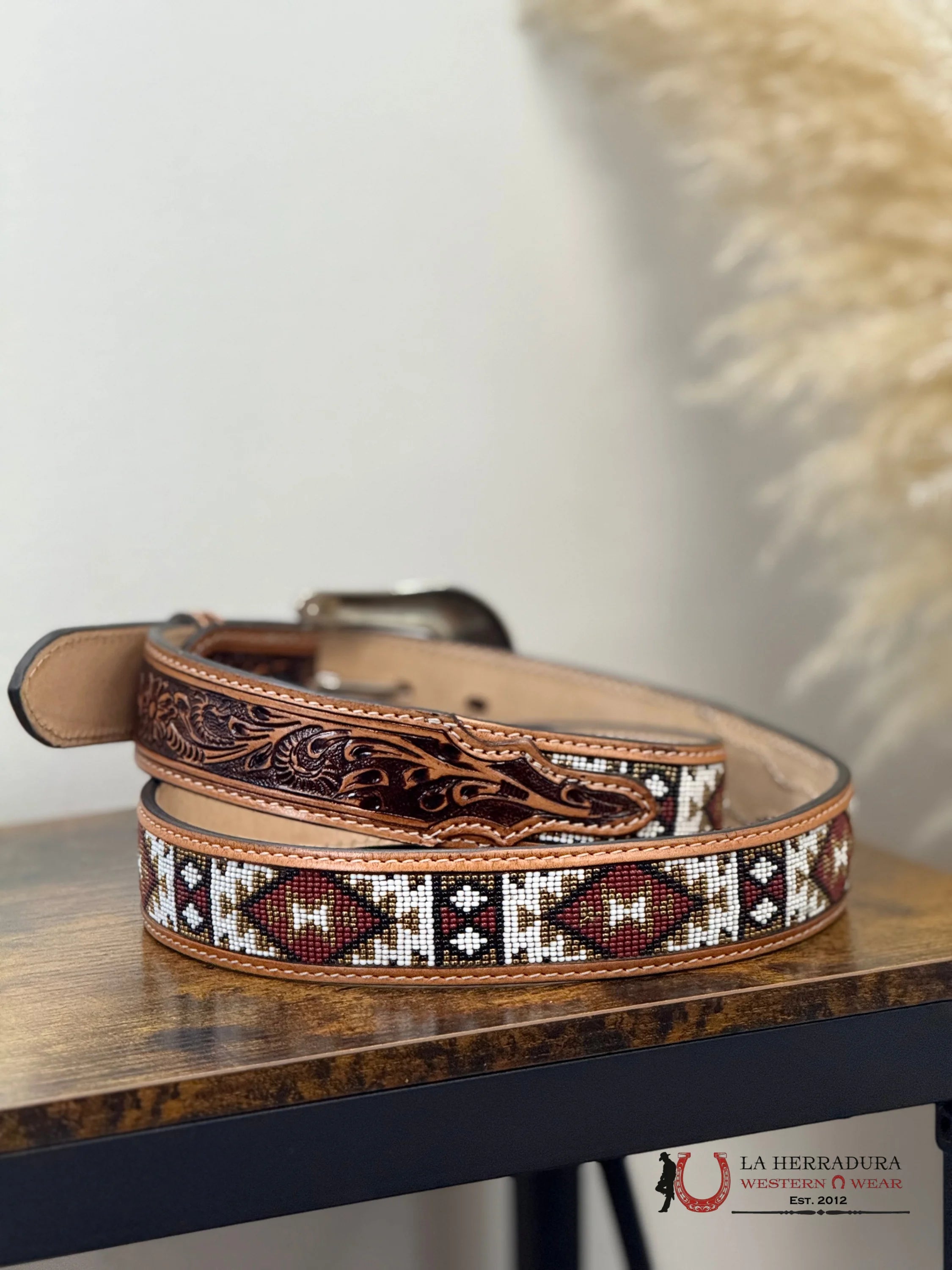 LA HERRADURA DARK BROWN HAND TOOLED PRINT W/ BEADED STYLE RED/GOLD CINTURONES HOMBRES