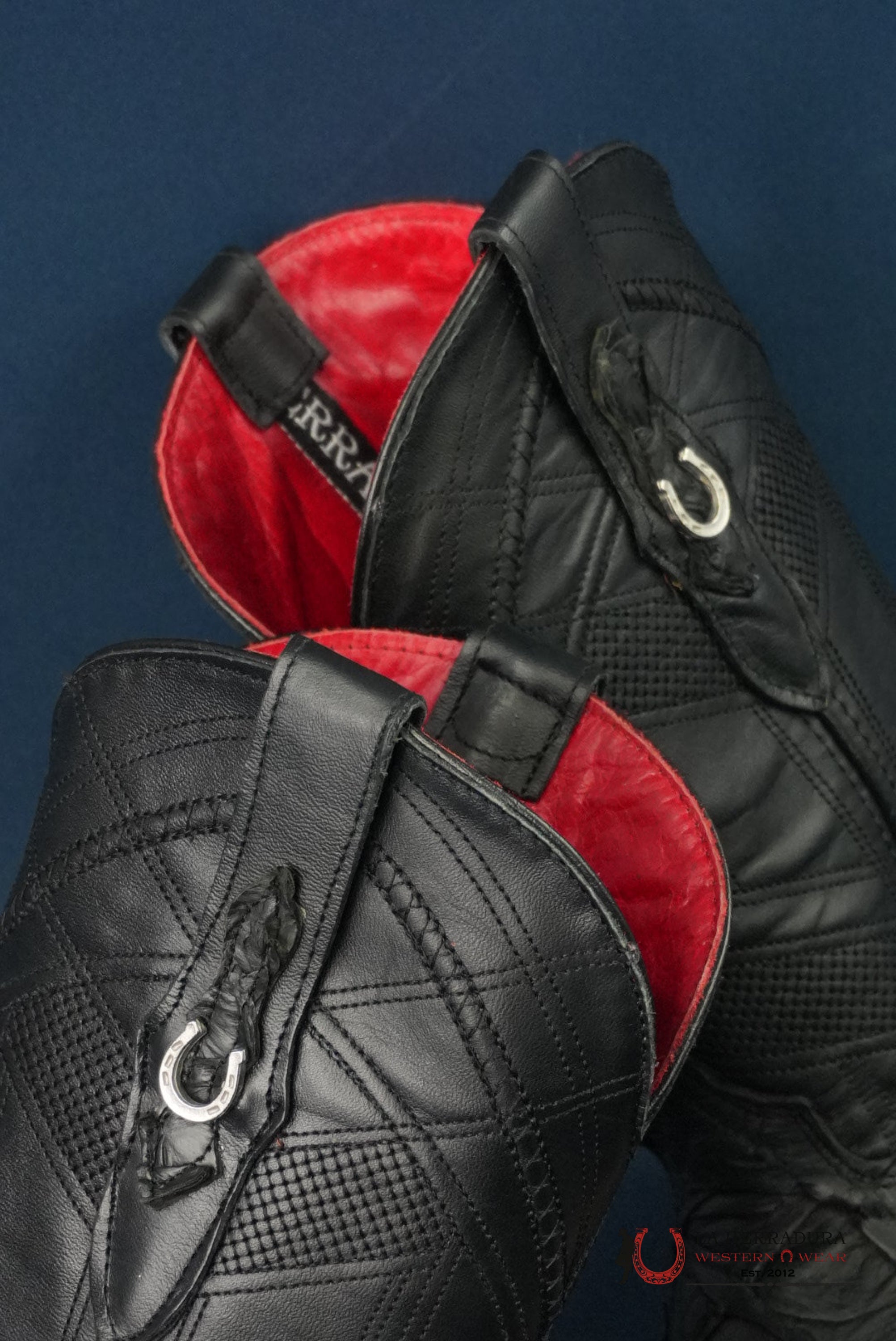 HERRADURA EXOTIC BIGBASS BLACK RUNGO BOOT SQUARE TOE BOTAS HOMBRES