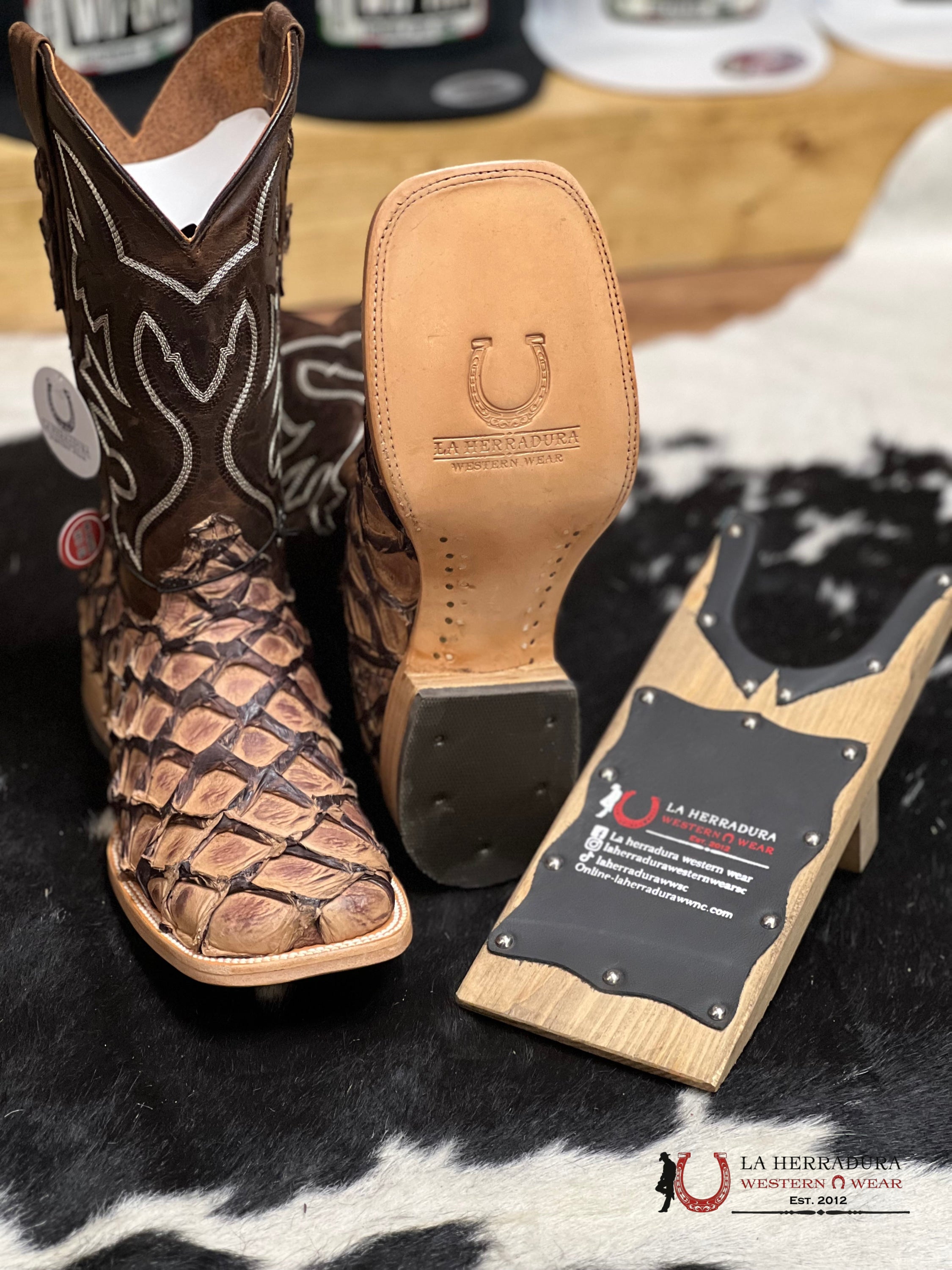 Herradura Exotic Charuto Fish Boots Botas Hombres