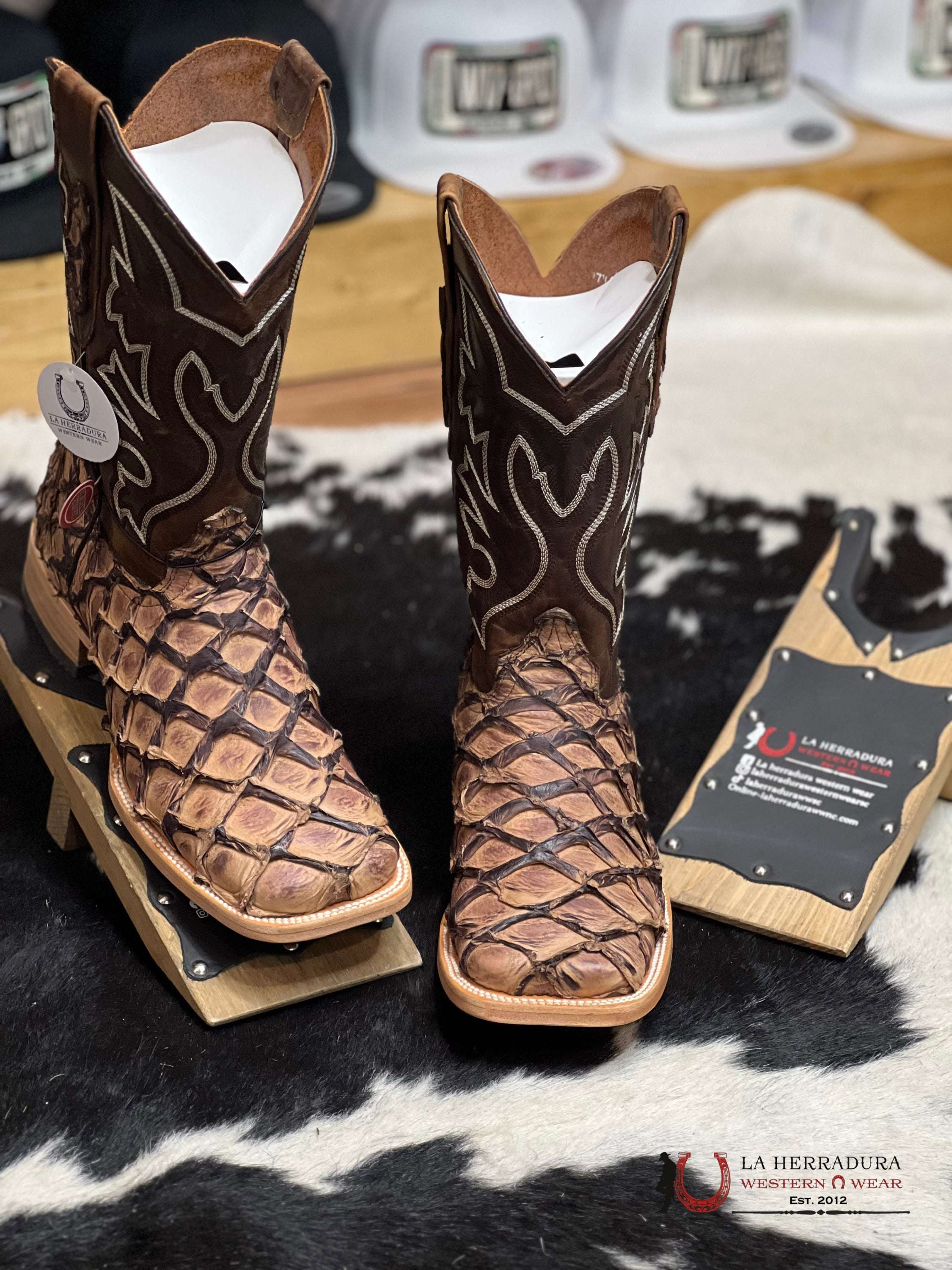 Herradura Exotic Charuto Fish Boots Botas Hombres