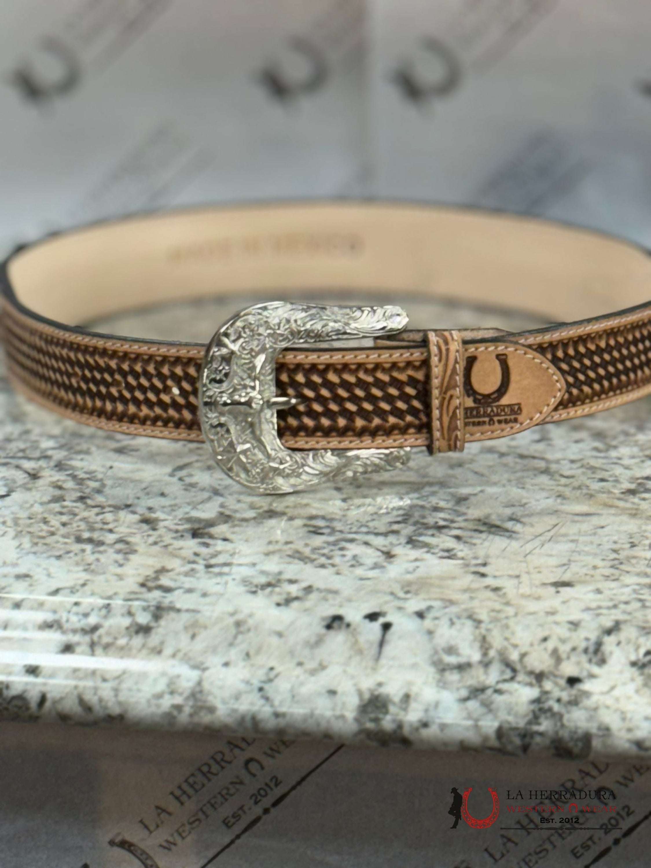 La Herradura Light Handtooled Belt Cinturones Hombres