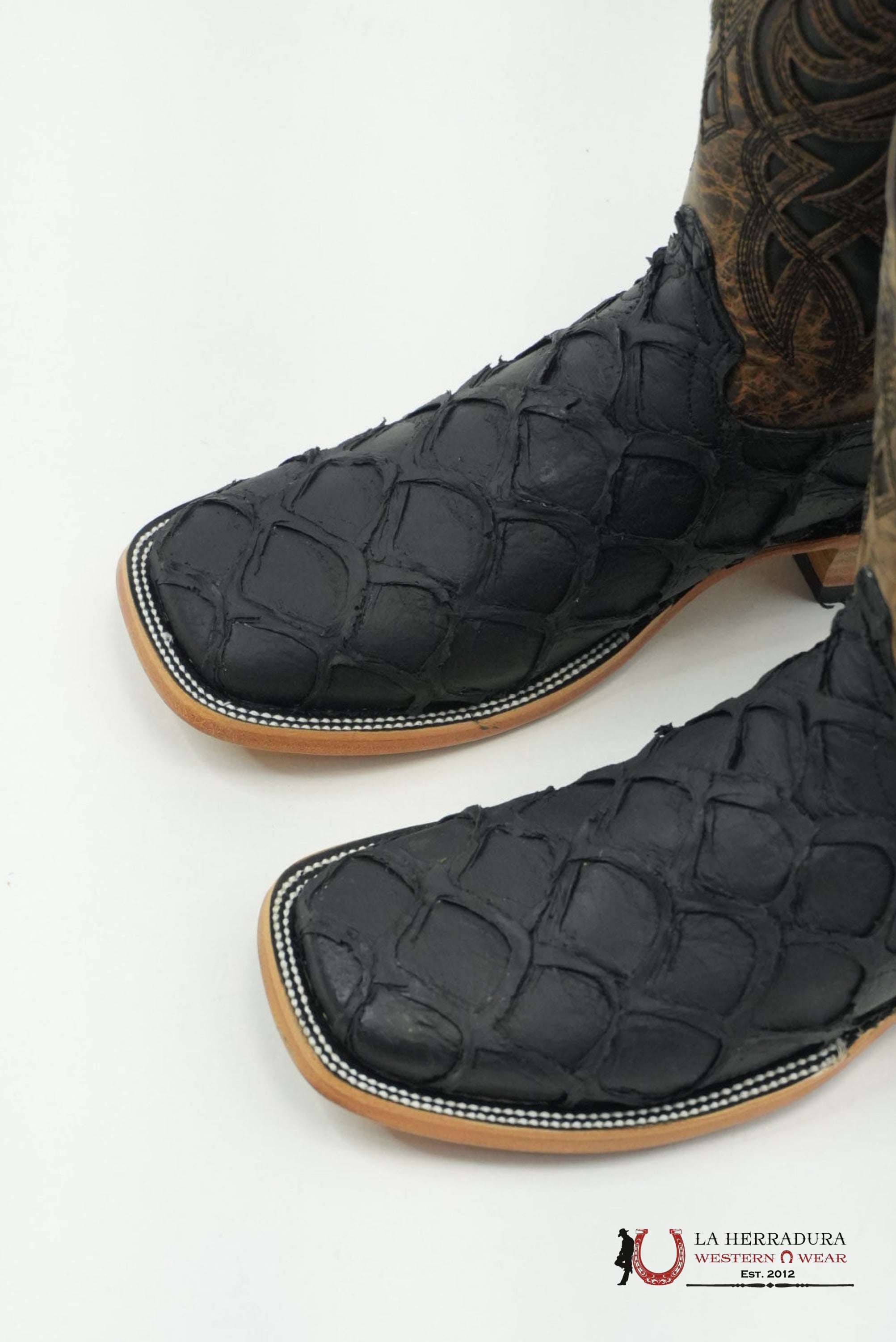 LA HERRADURA MENS PEZ CLON NEGRO MATTE SQUARE TOE BOTAS HOMBRES