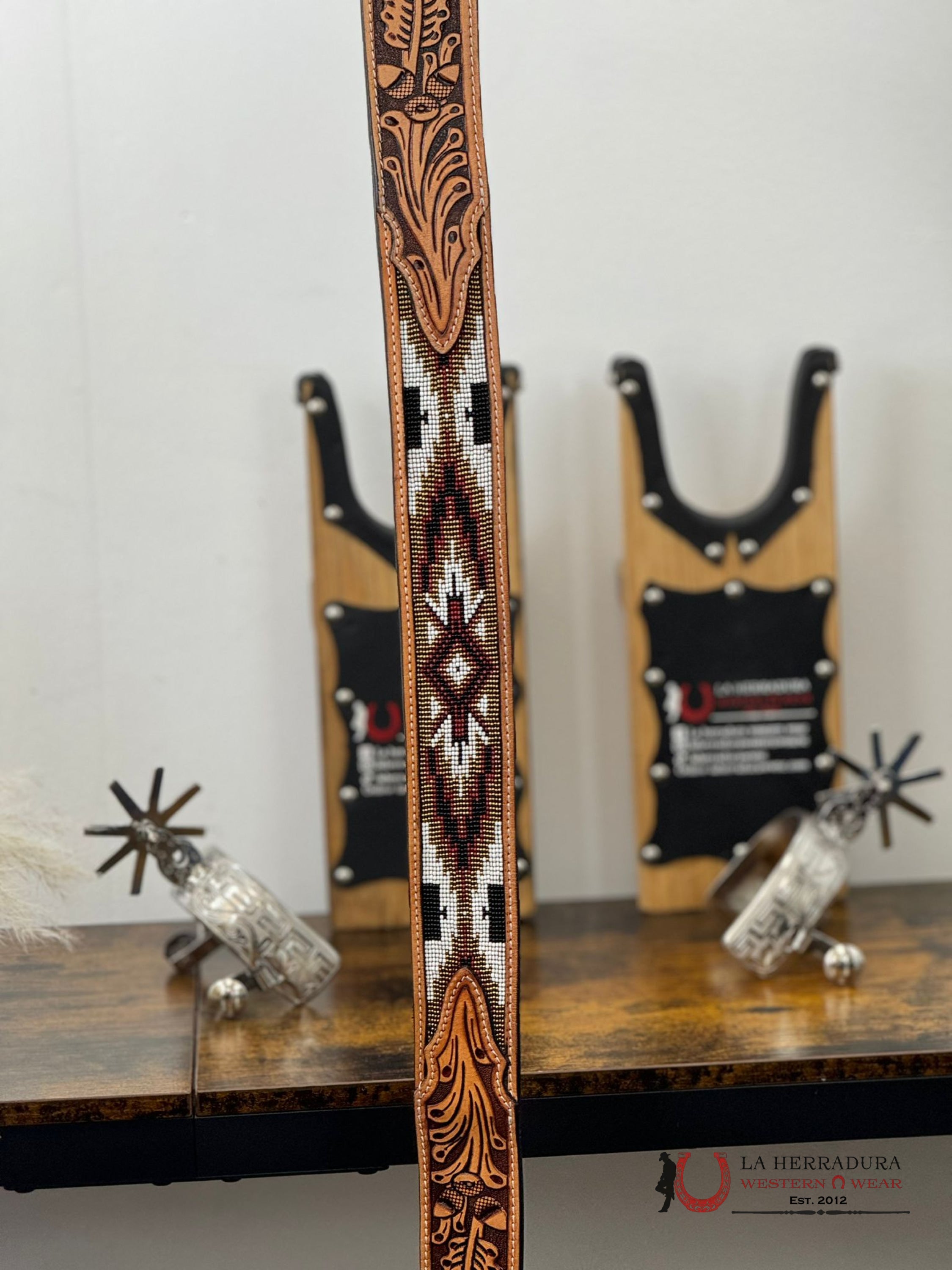 La Herradura Tan White Handtooled 2 Inch Belt 32 Only Belt Cinturones Hombres