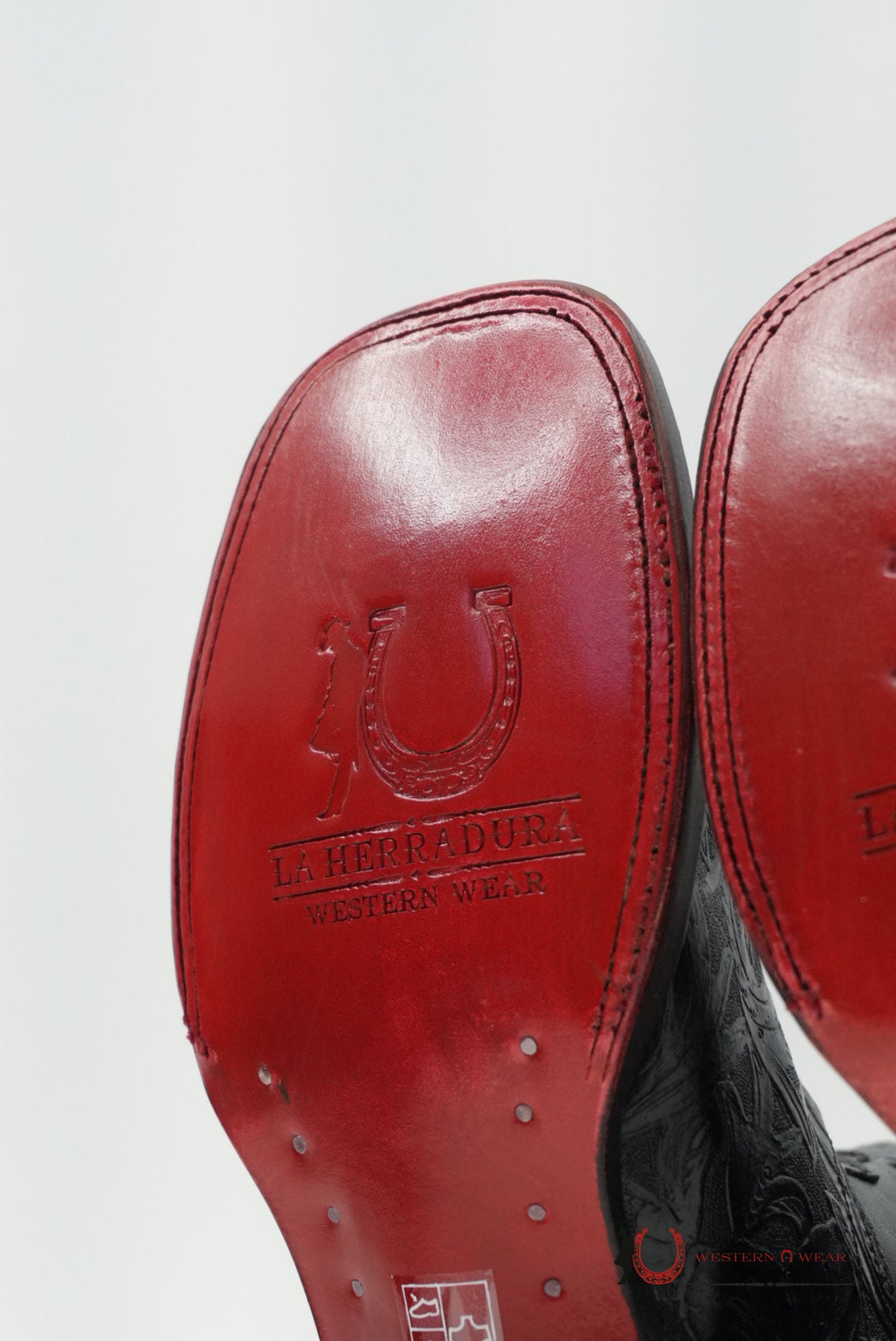 LA HERRADURA WOMEN ALMA CINCELADO NEGRO RED BOTTOM BOTAS MUJERES