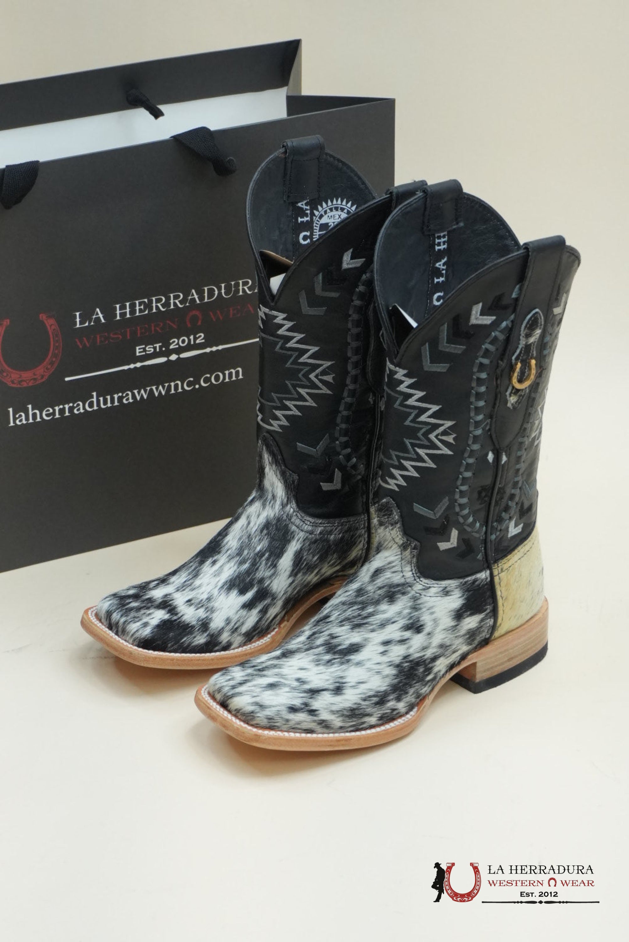 LA HERRADURA WOMEN PELO DE VACA BLANCO/NEGRO CHEROKEE NEGRO BOOT BOTAS MUJERES