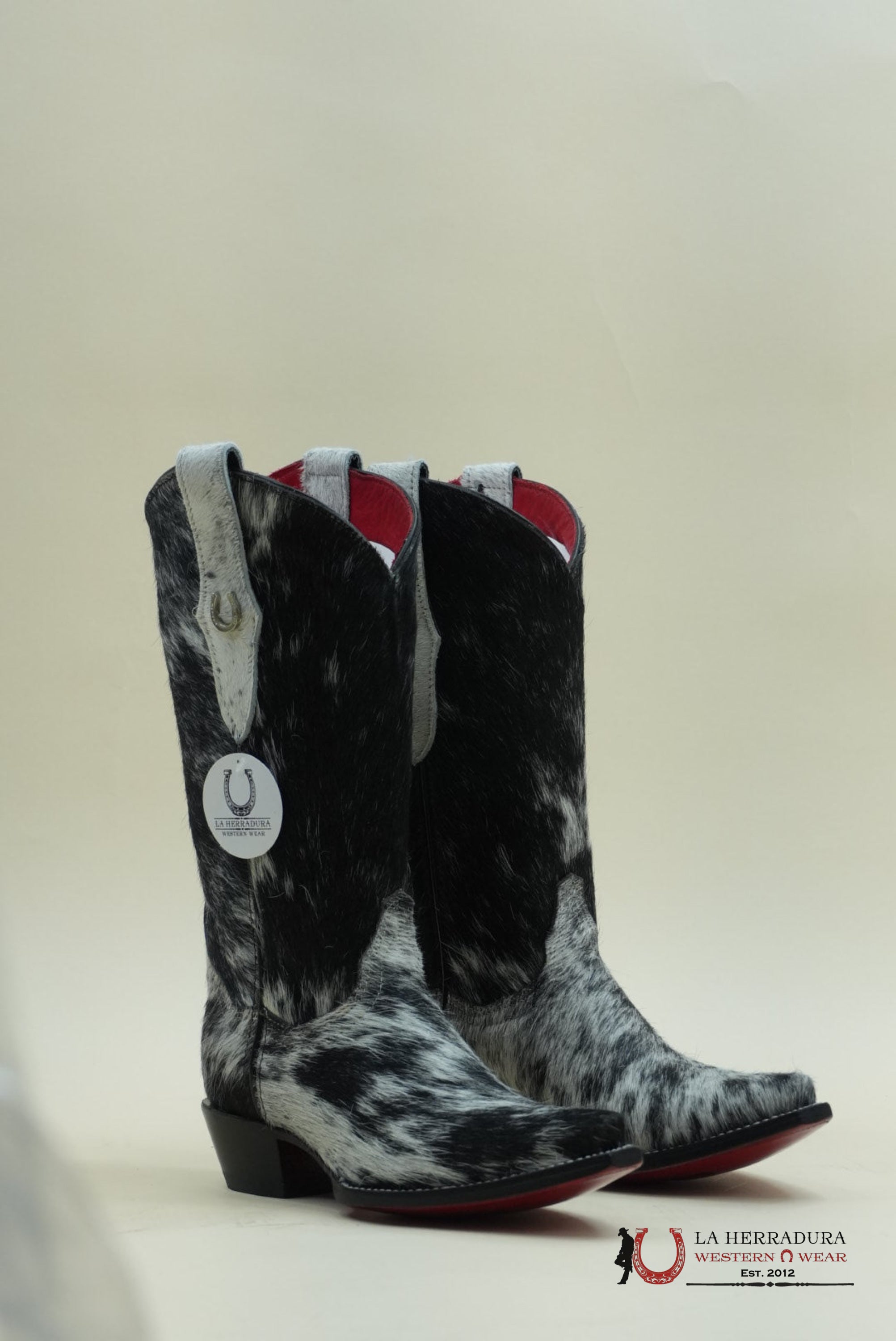 LA HERRADURA WOMEN PELO DE VACA BLANCO/NEGRO RED BOTTOM CHEROKEE NEGRO BOOT POINT TOE EVERY PAIR IS UNIQUE BOTAS MUJERES