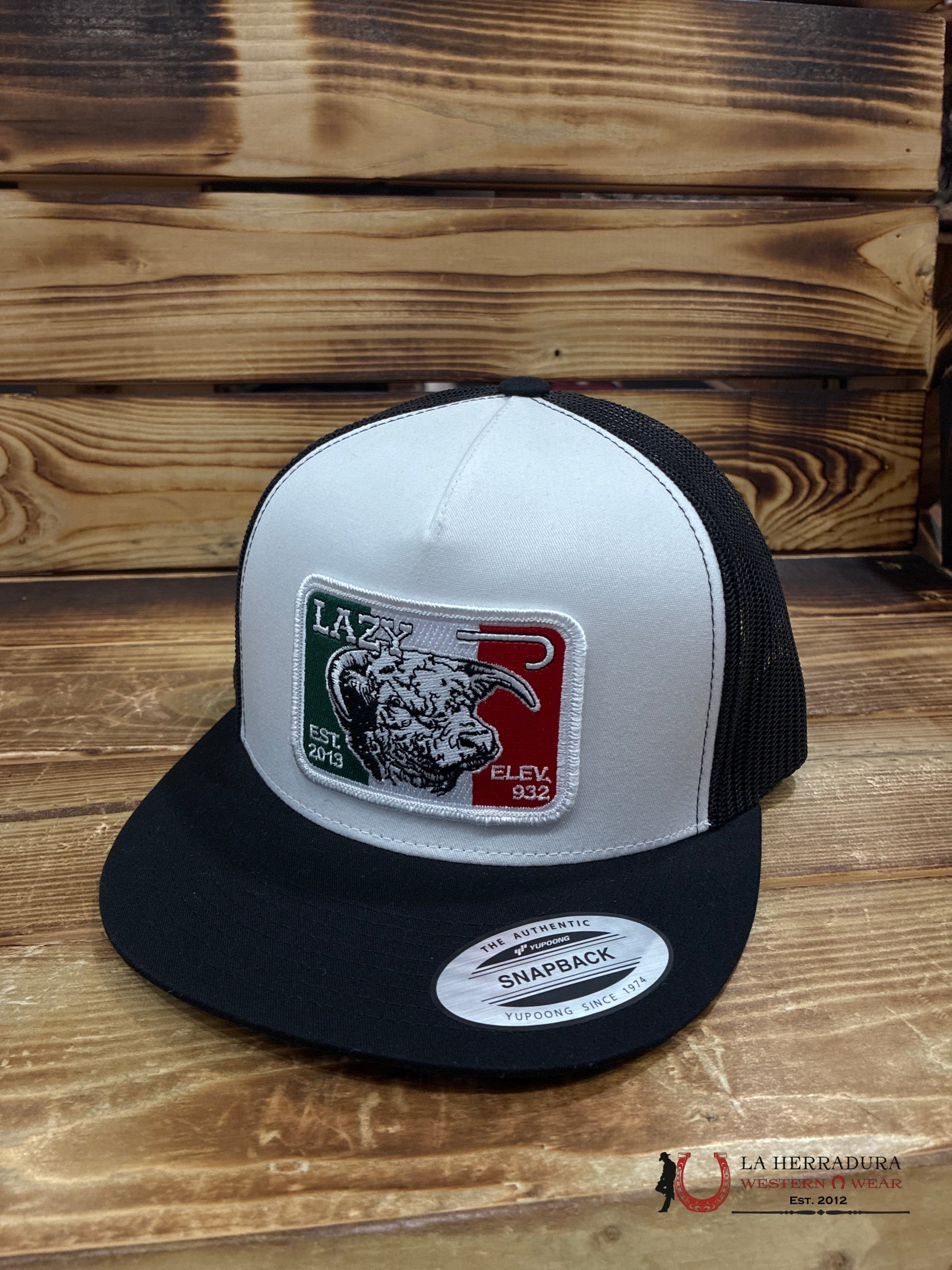 LAZY J CAP BLACK AND WHITE